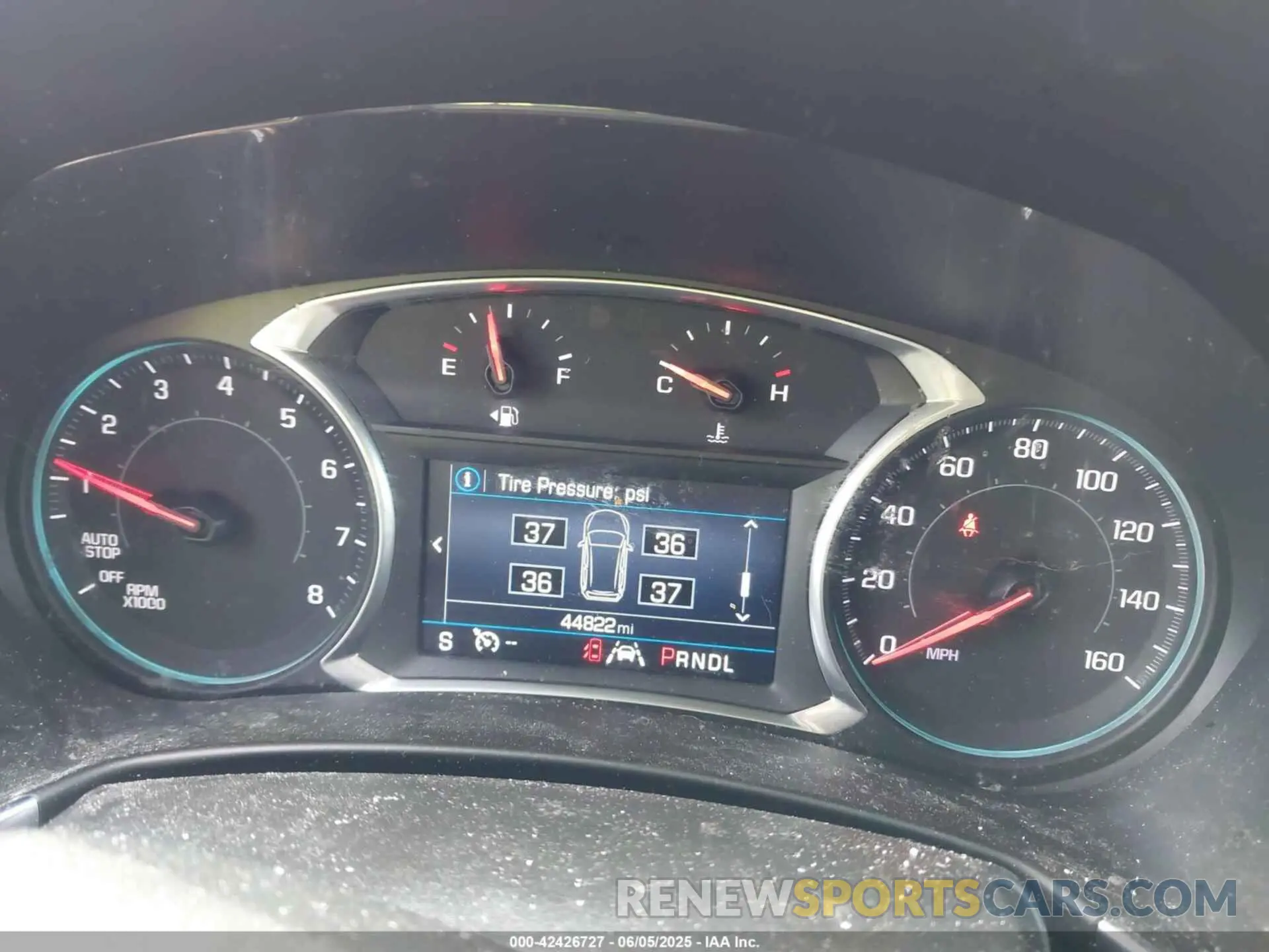 7 Photograph of a damaged car 2GNAXUEV1L6244691 CHEVROLET EQUINOX 2020