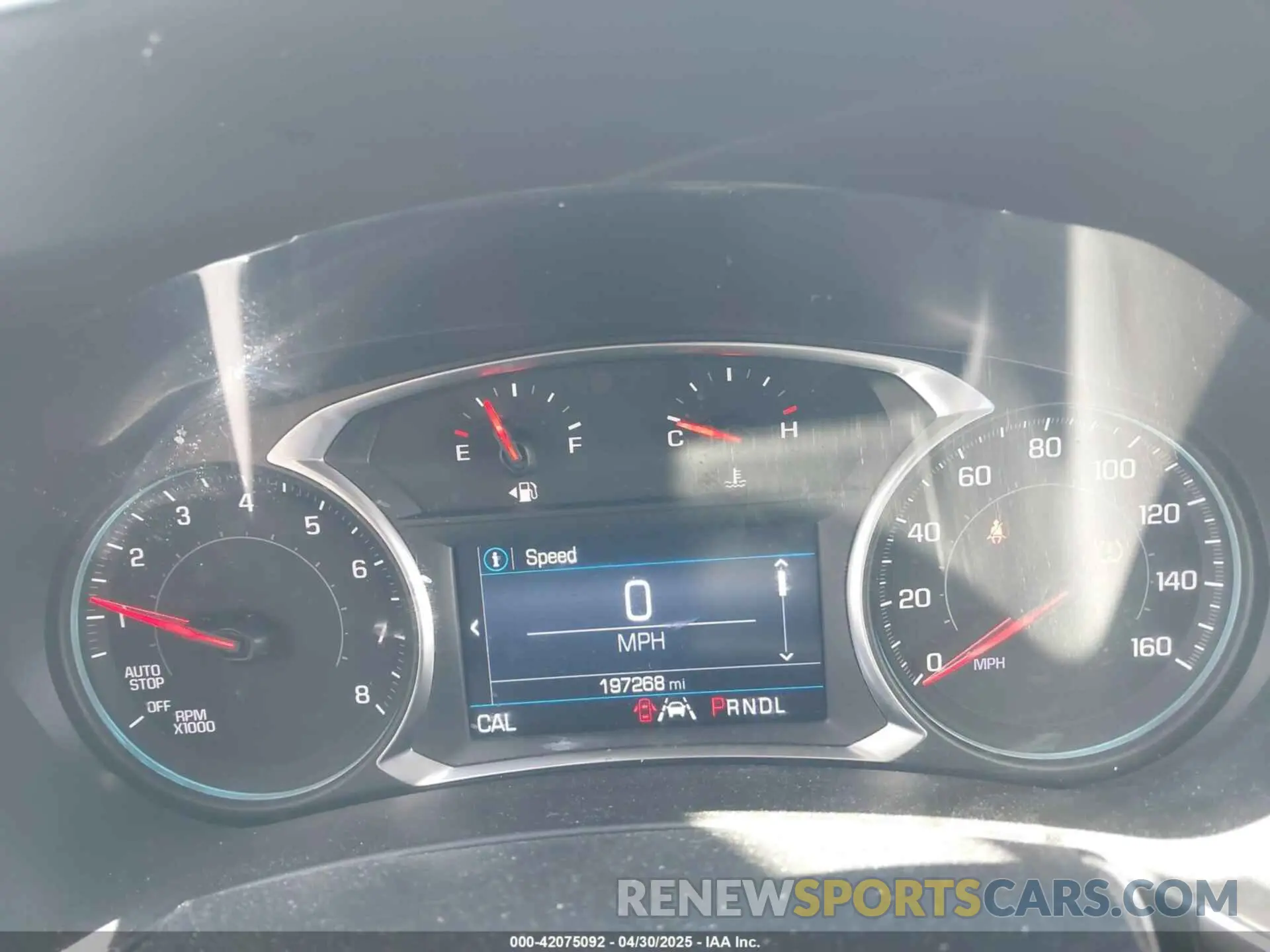 7 Photograph of a damaged car 2GNAXUEV2L6105704 CHEVROLET EQUINOX 2020
