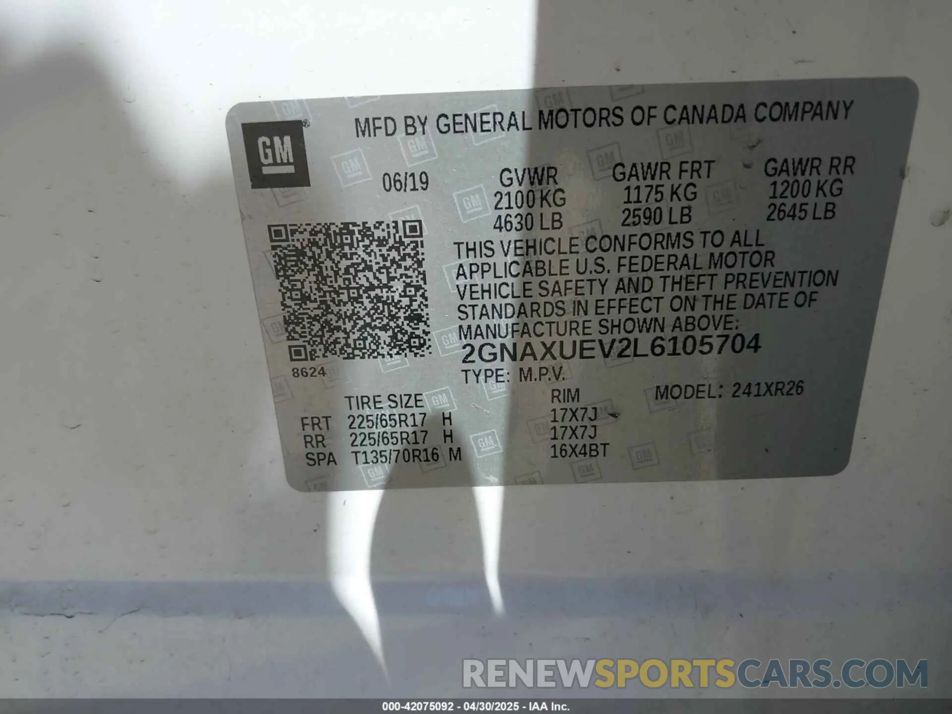 9 Photograph of a damaged car 2GNAXUEV2L6105704 CHEVROLET EQUINOX 2020