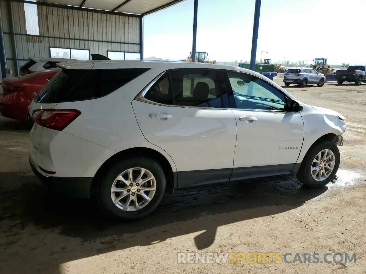 3 Photograph of a damaged car 2GNAXUEV2L6236308 CHEVROLET EQUINOX 2020