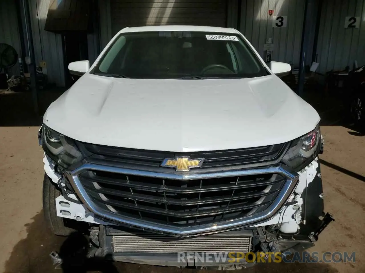 5 Photograph of a damaged car 2GNAXUEV2L6236308 CHEVROLET EQUINOX 2020