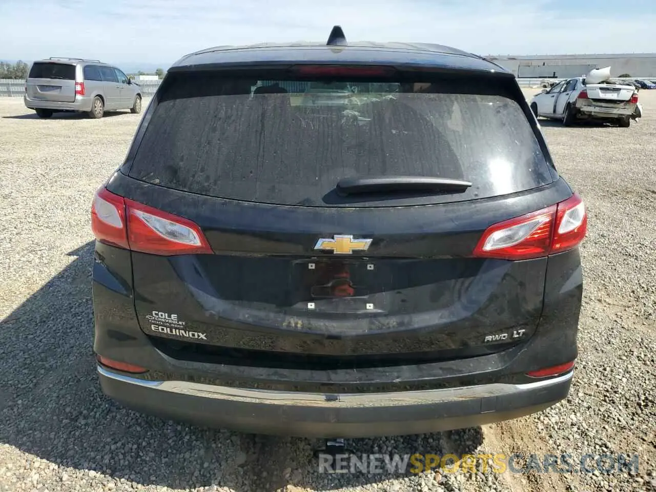 6 Photograph of a damaged car 2GNAXUEV3L6155379 CHEVROLET EQUINOX 2020
