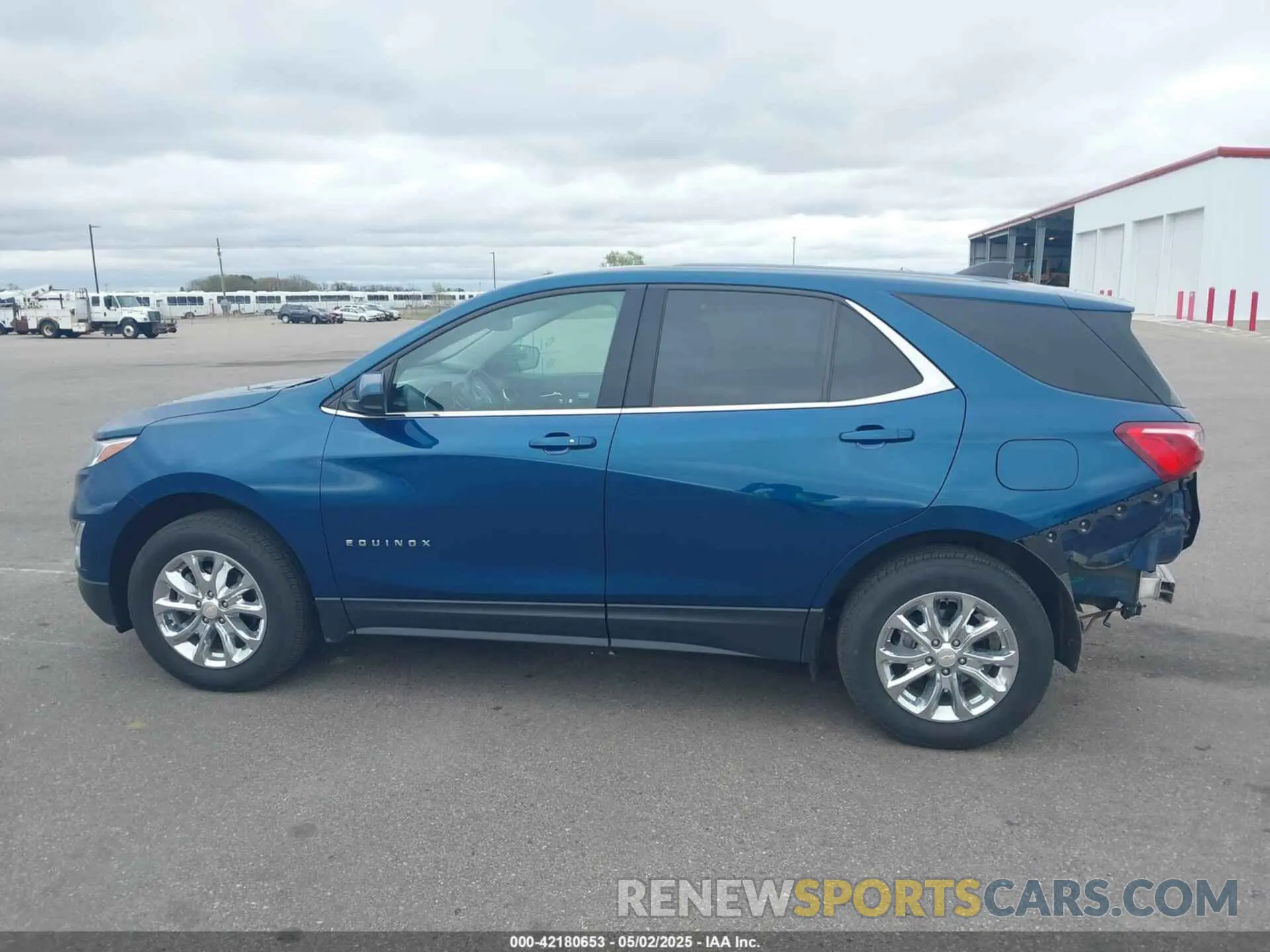 15 Photograph of a damaged car 2GNAXUEV3L6157178 CHEVROLET EQUINOX 2020
