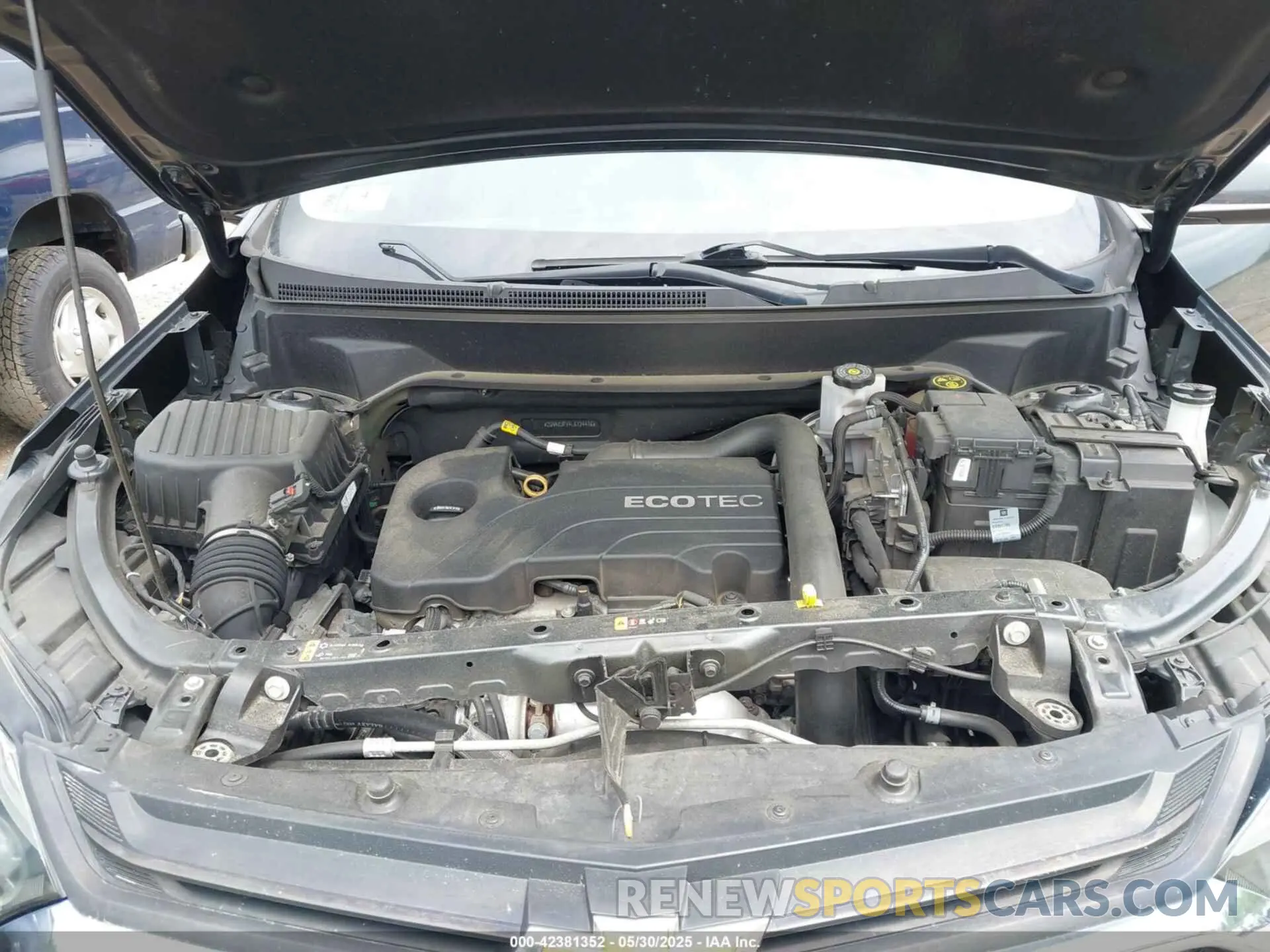 10 Photograph of a damaged car 2GNAXUEV4L6124416 CHEVROLET EQUINOX 2020