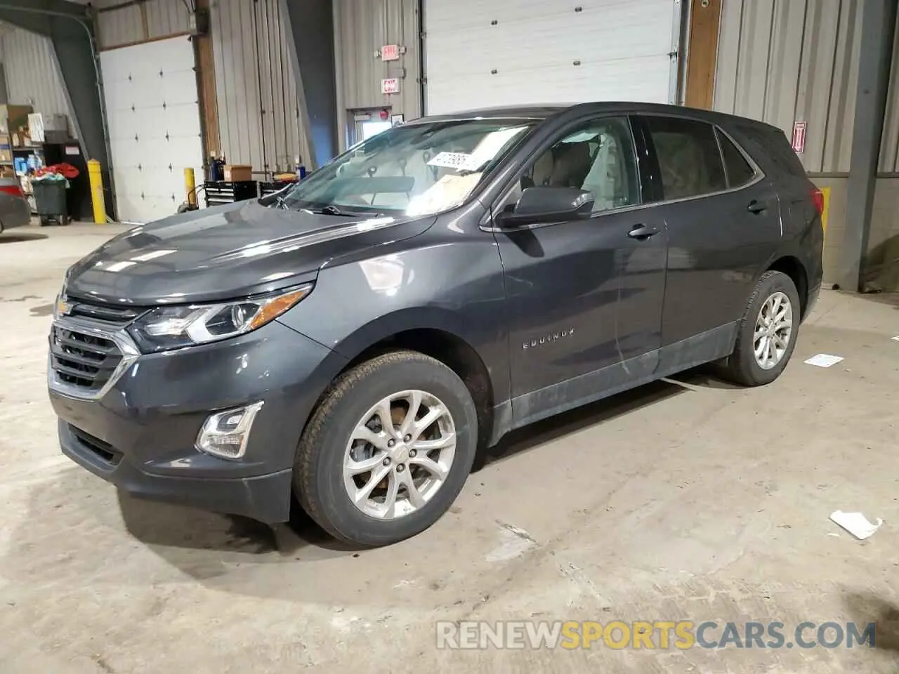 1 Photograph of a damaged car 2GNAXUEV4L6193557 CHEVROLET EQUINOX 2020