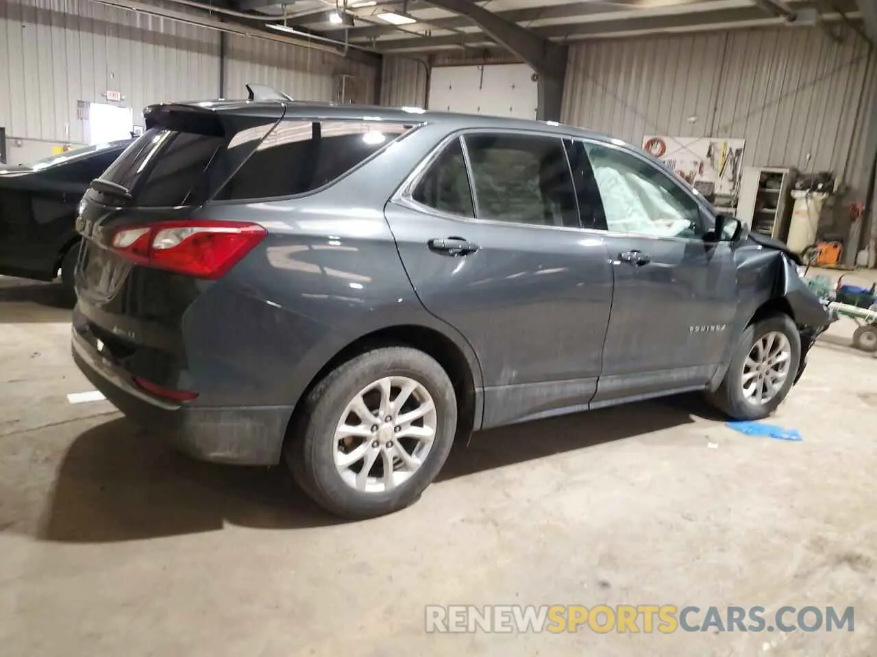 3 Photograph of a damaged car 2GNAXUEV4L6193557 CHEVROLET EQUINOX 2020