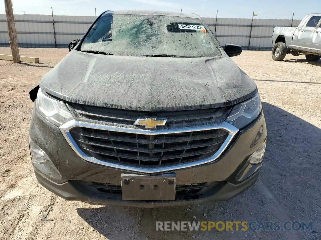 5 Photograph of a damaged car 2GNAXUEV4L6227111 CHEVROLET EQUINOX 2020