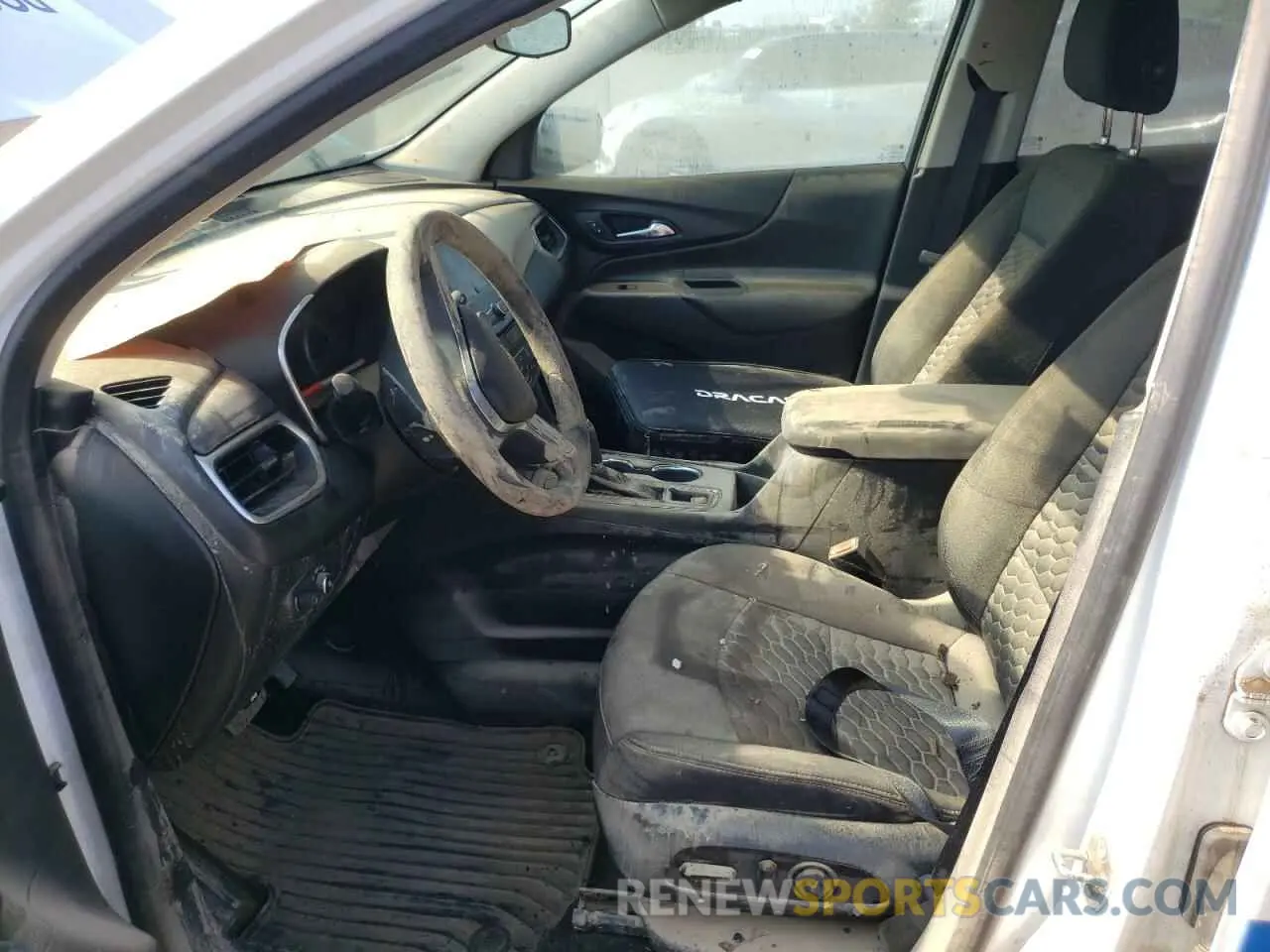 7 Photograph of a damaged car 2GNAXUEV4L6240814 CHEVROLET EQUINOX 2020