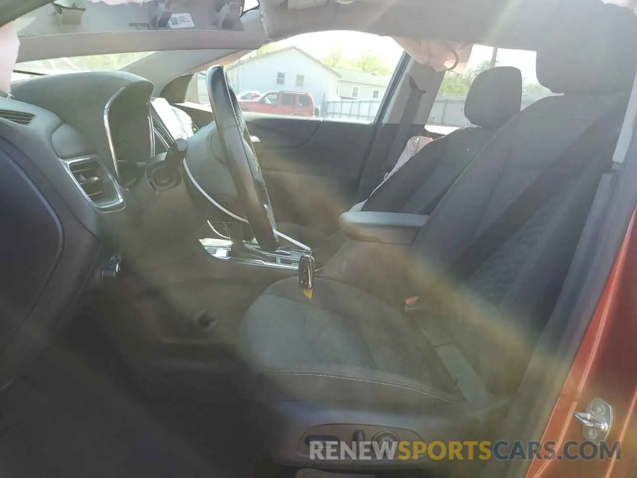 7 Photograph of a damaged car 2GNAXUEV4L6257791 CHEVROLET EQUINOX 2020