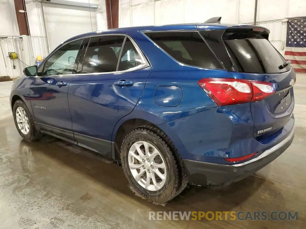 2 Photograph of a damaged car 2GNAXUEV5L6130774 CHEVROLET EQUINOX 2020
