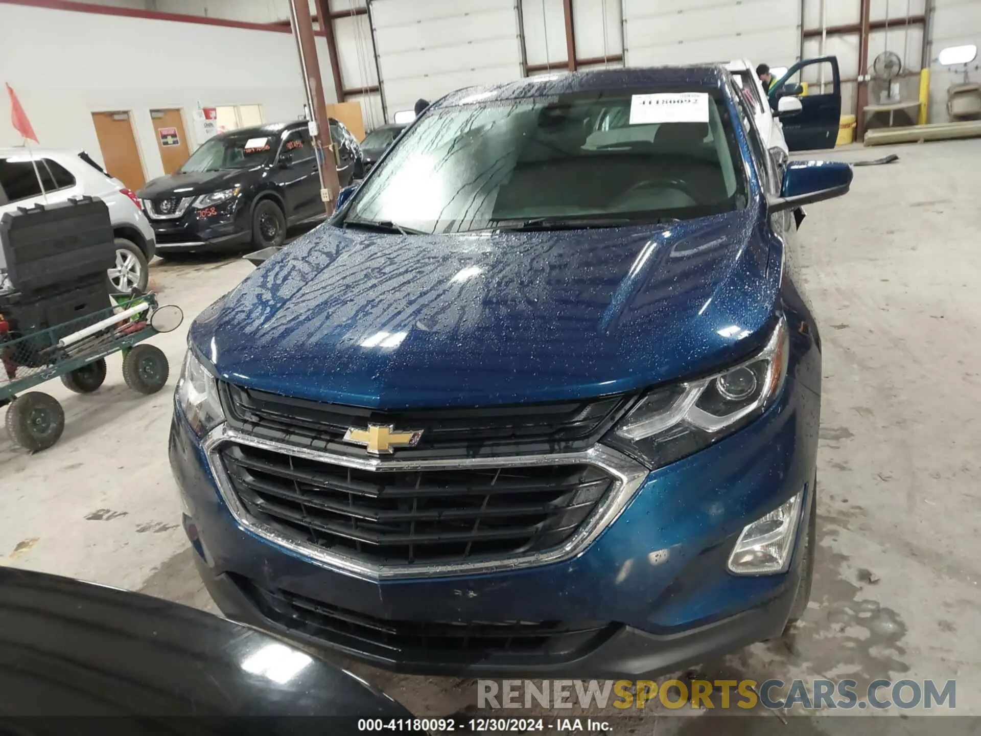 12 Photograph of a damaged car 2GNAXUEV5L6141399 CHEVROLET EQUINOX 2020