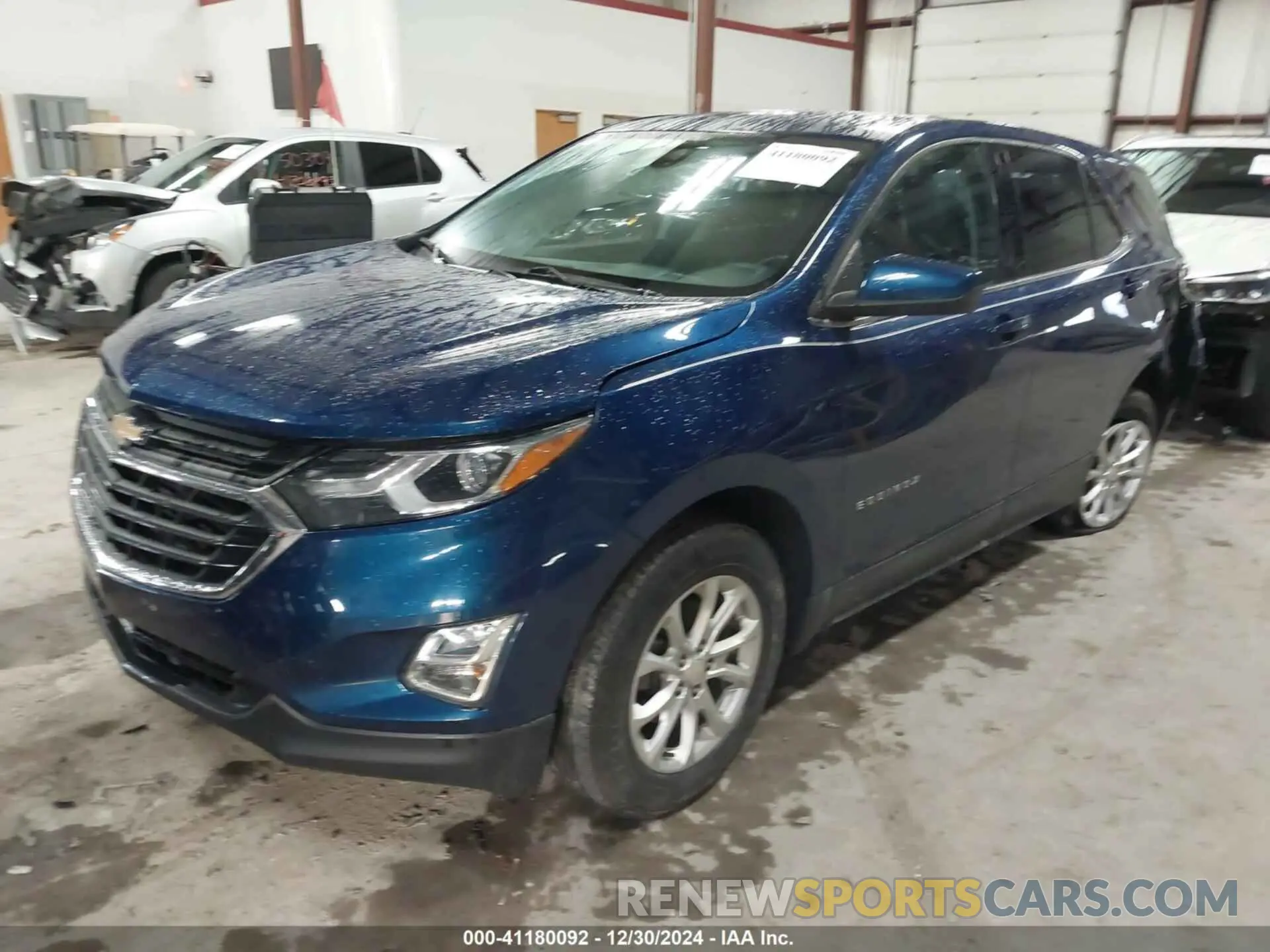 2 Photograph of a damaged car 2GNAXUEV5L6141399 CHEVROLET EQUINOX 2020