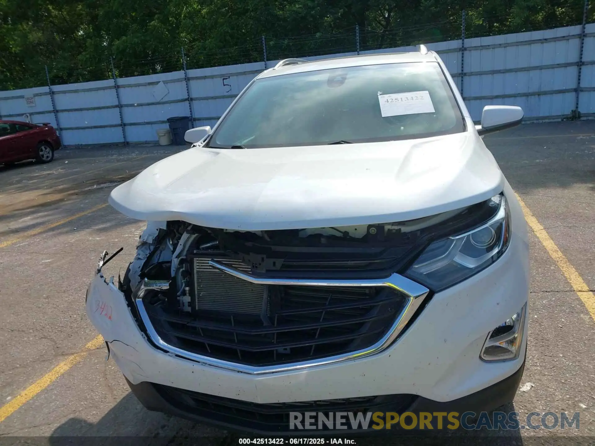 12 Photograph of a damaged car 2GNAXUEV5L6141905 CHEVROLET EQUINOX 2020