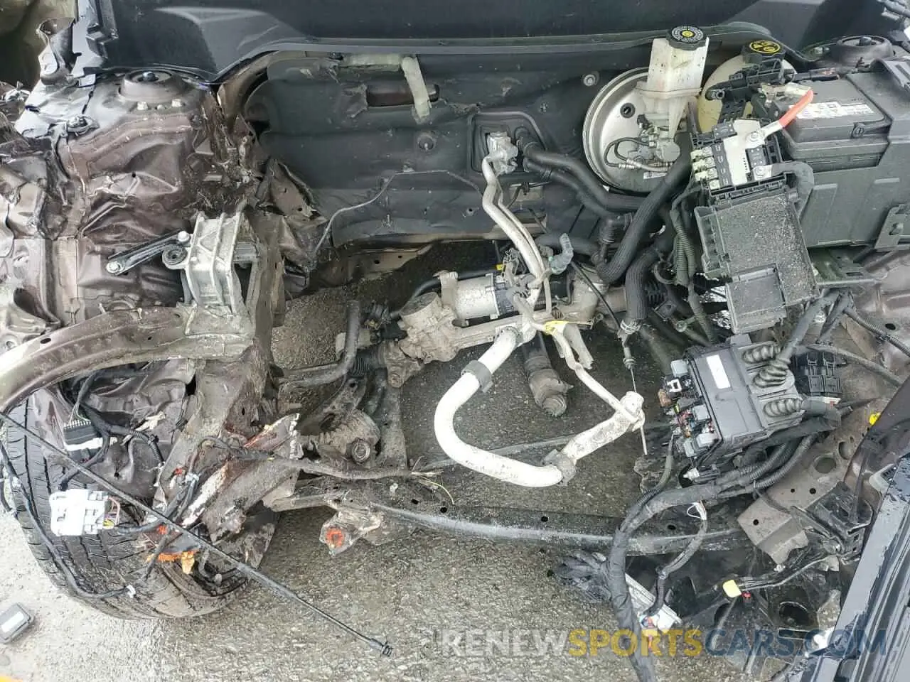 13 Photograph of a damaged car 2GNAXUEV5L6144061 CHEVROLET EQUINOX 2020