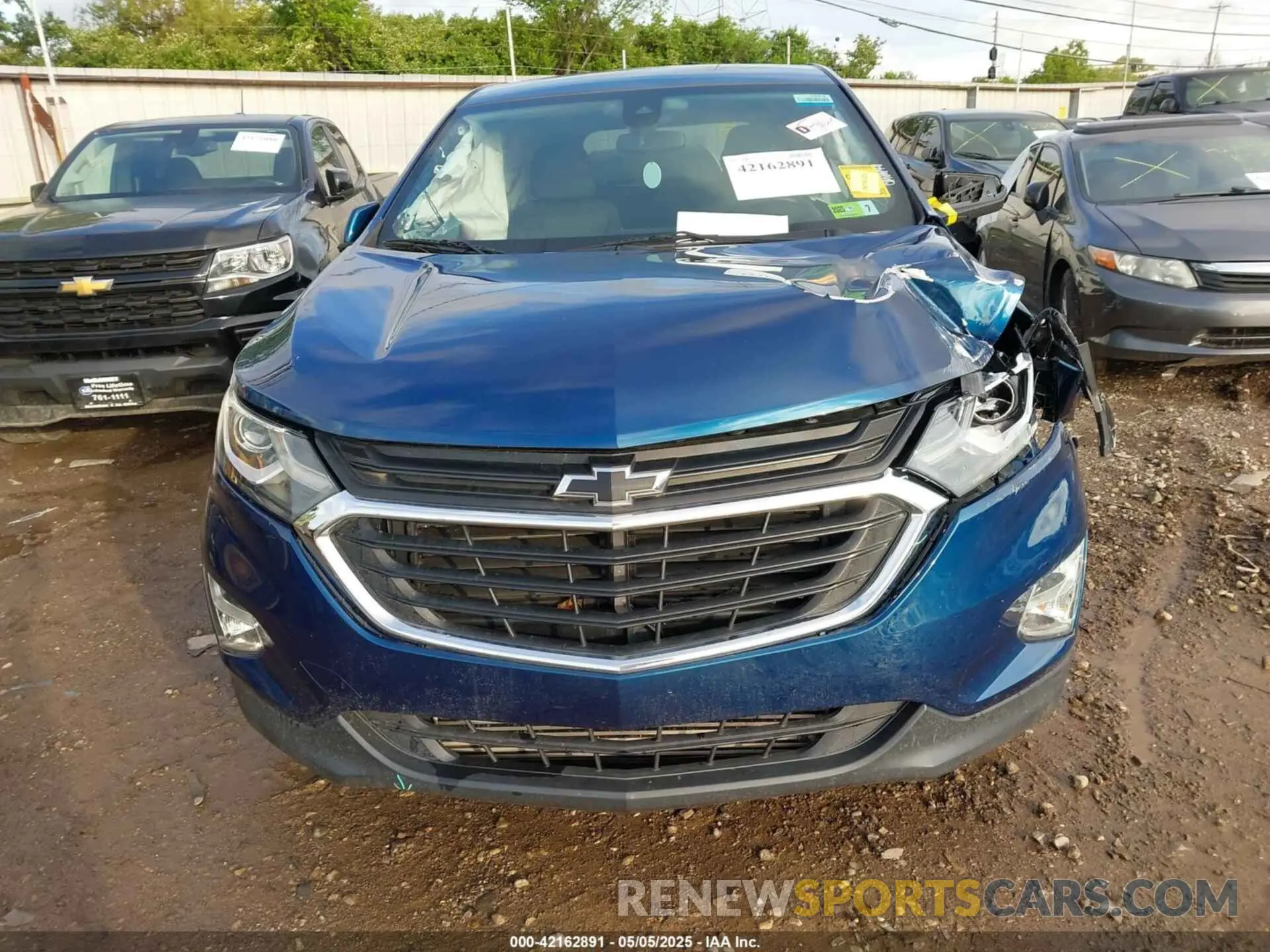 12 Photograph of a damaged car 2GNAXUEV5L6173091 CHEVROLET EQUINOX 2020