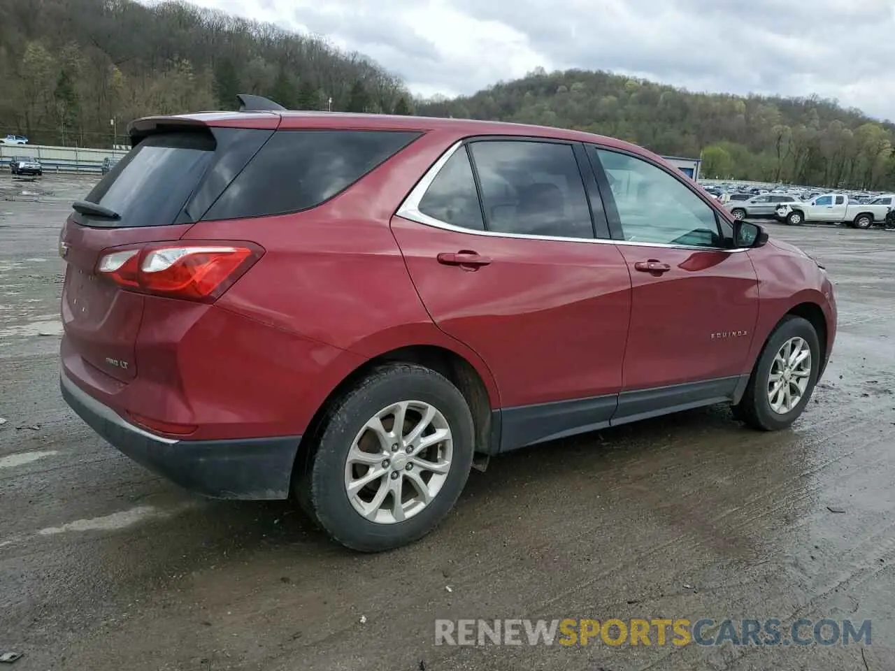 3 Photograph of a damaged car 2GNAXUEV5L6201522 CHEVROLET EQUINOX 2020