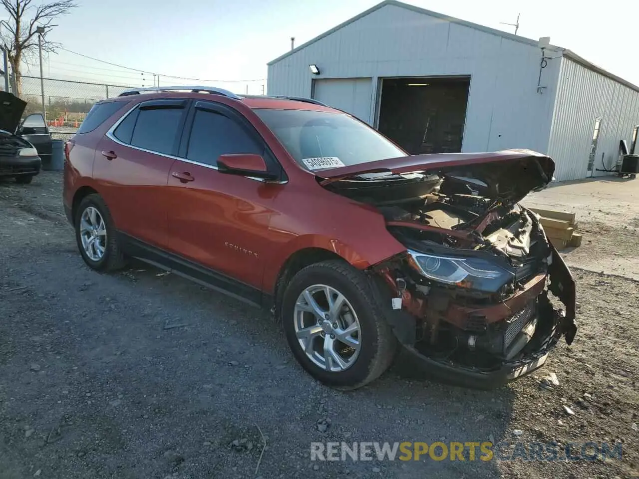 4 Photograph of a damaged car 2GNAXUEV5L6208096 CHEVROLET EQUINOX 2020