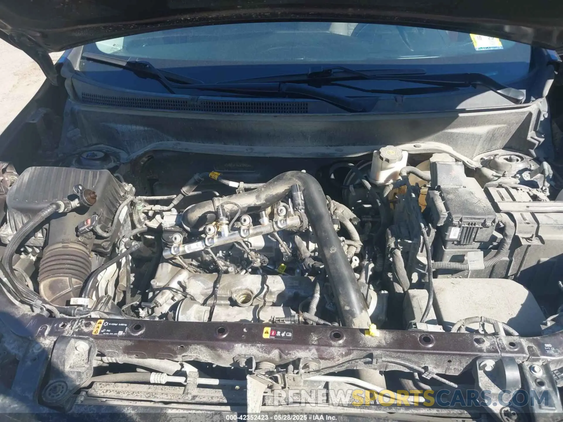 10 Photograph of a damaged car 2GNAXUEV6L6109805 CHEVROLET EQUINOX 2020