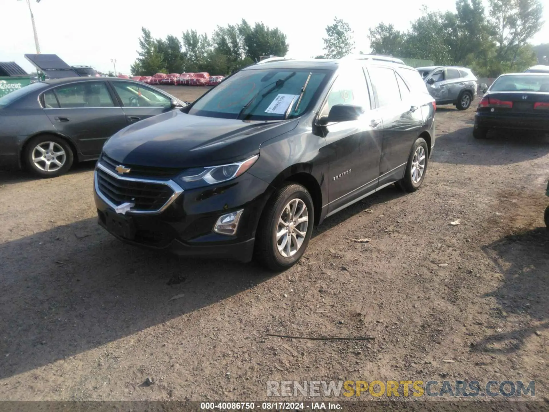 2 Photograph of a damaged car 2GNAXUEV6L6130492 CHEVROLET EQUINOX 2020