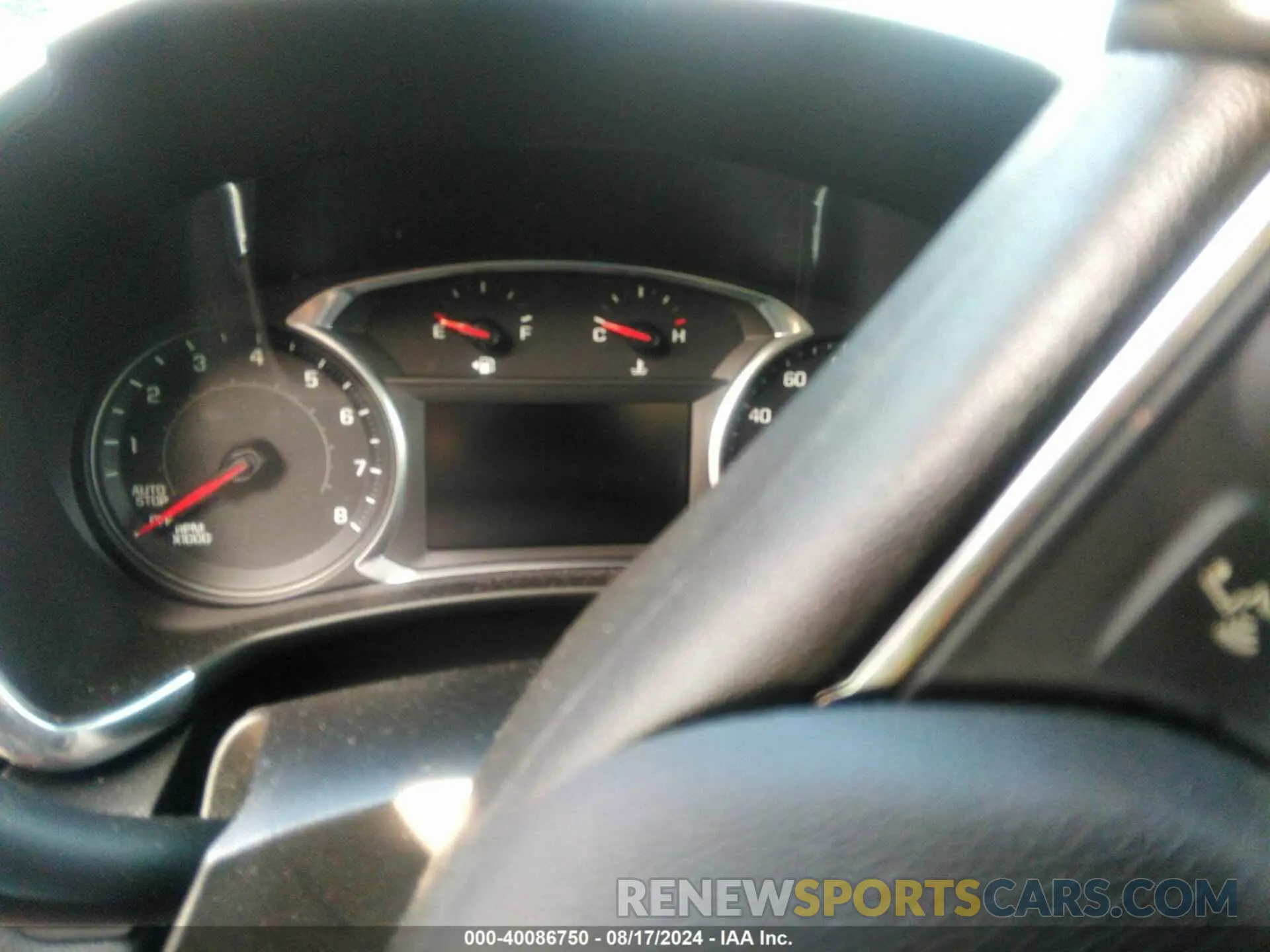 7 Photograph of a damaged car 2GNAXUEV6L6130492 CHEVROLET EQUINOX 2020