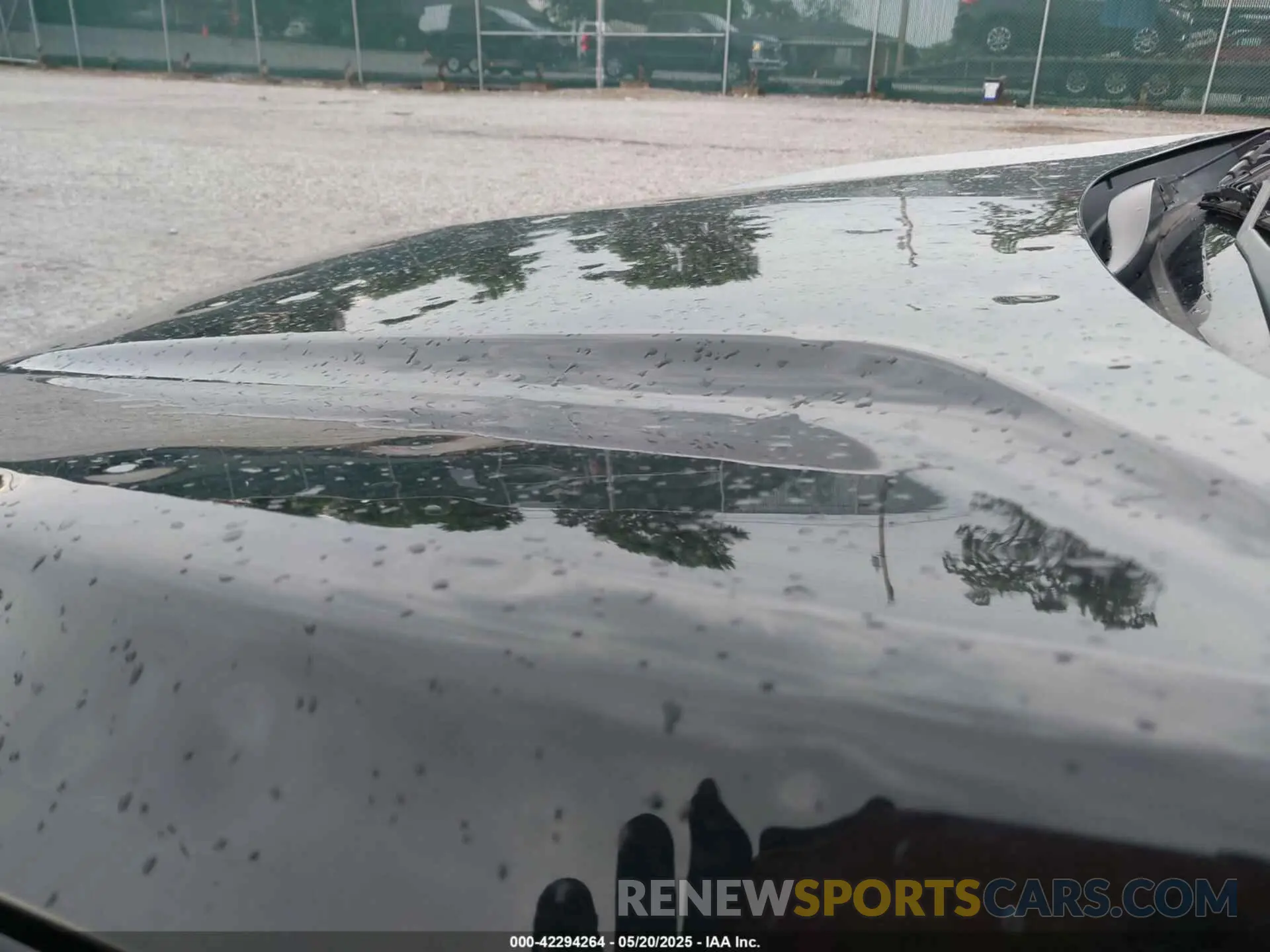 6 Photograph of a damaged car 2GNAXUEV6L6162813 CHEVROLET EQUINOX 2020