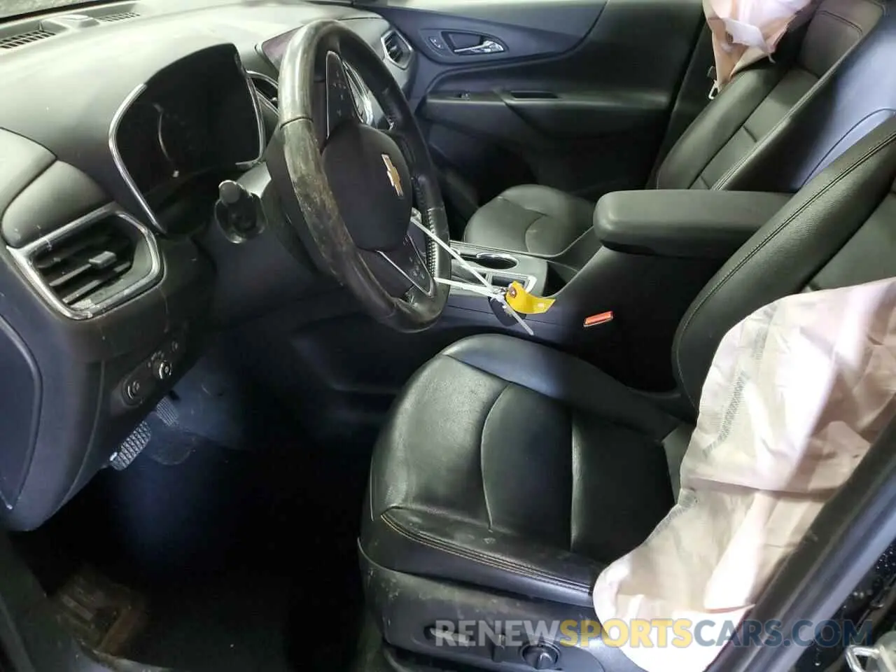 7 Photograph of a damaged car 2GNAXUEV6L6164660 CHEVROLET EQUINOX 2020