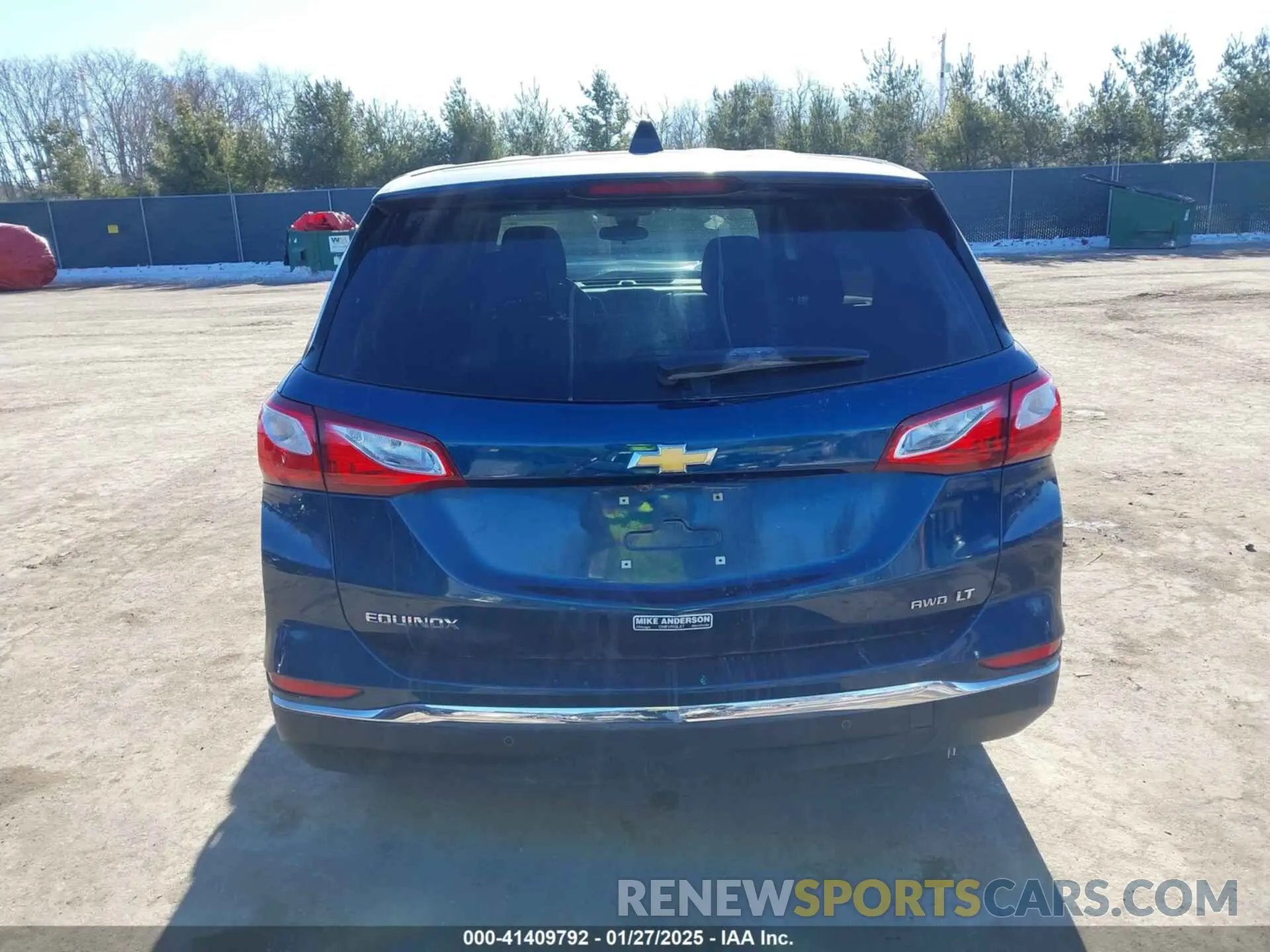 15 Photograph of a damaged car 2GNAXUEV6L6185542 CHEVROLET EQUINOX 2020