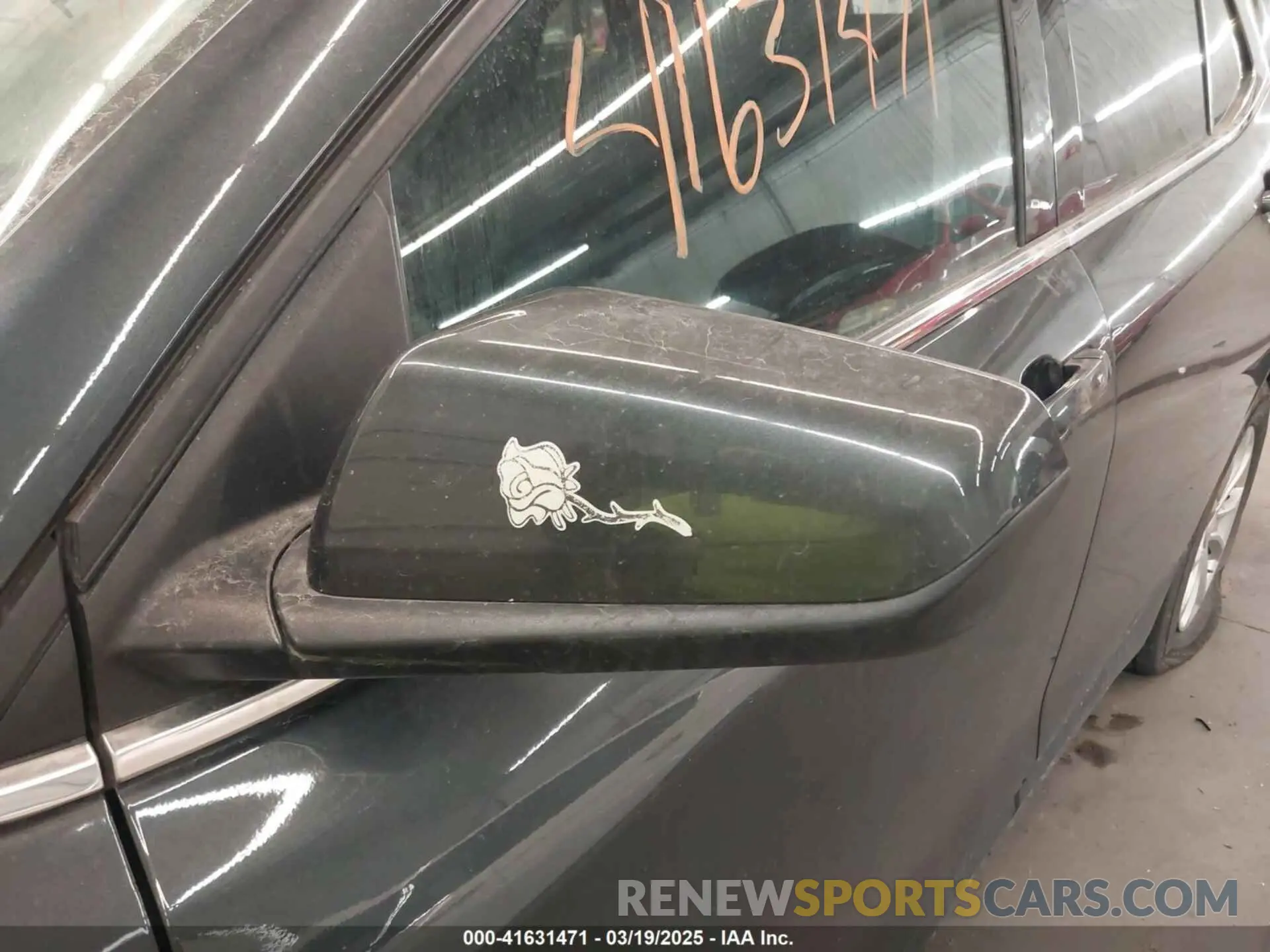 12 Photograph of a damaged car 2GNAXUEV6L6196069 CHEVROLET EQUINOX 2020