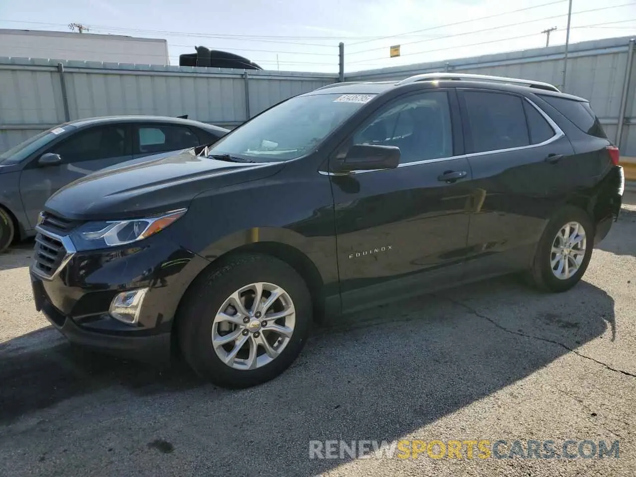 1 Photograph of a damaged car 2GNAXUEV7L6171245 CHEVROLET EQUINOX 2020