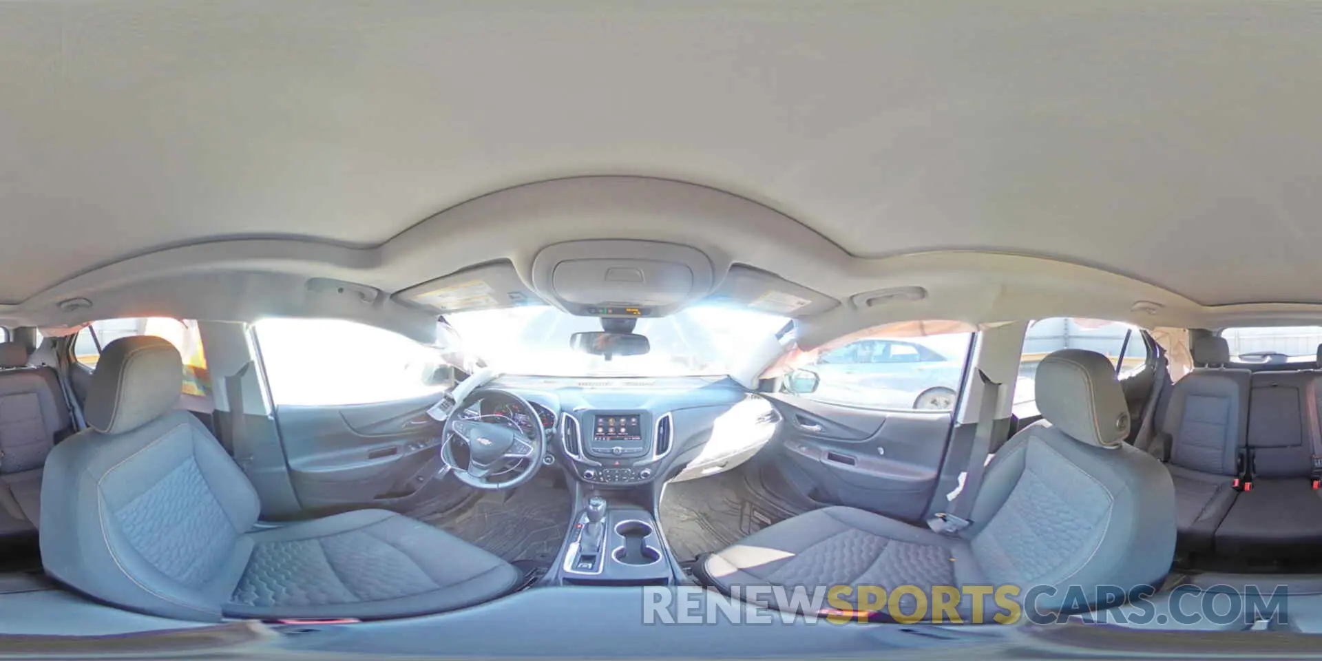 13 Photograph of a damaged car 2GNAXUEV7L6171245 CHEVROLET EQUINOX 2020