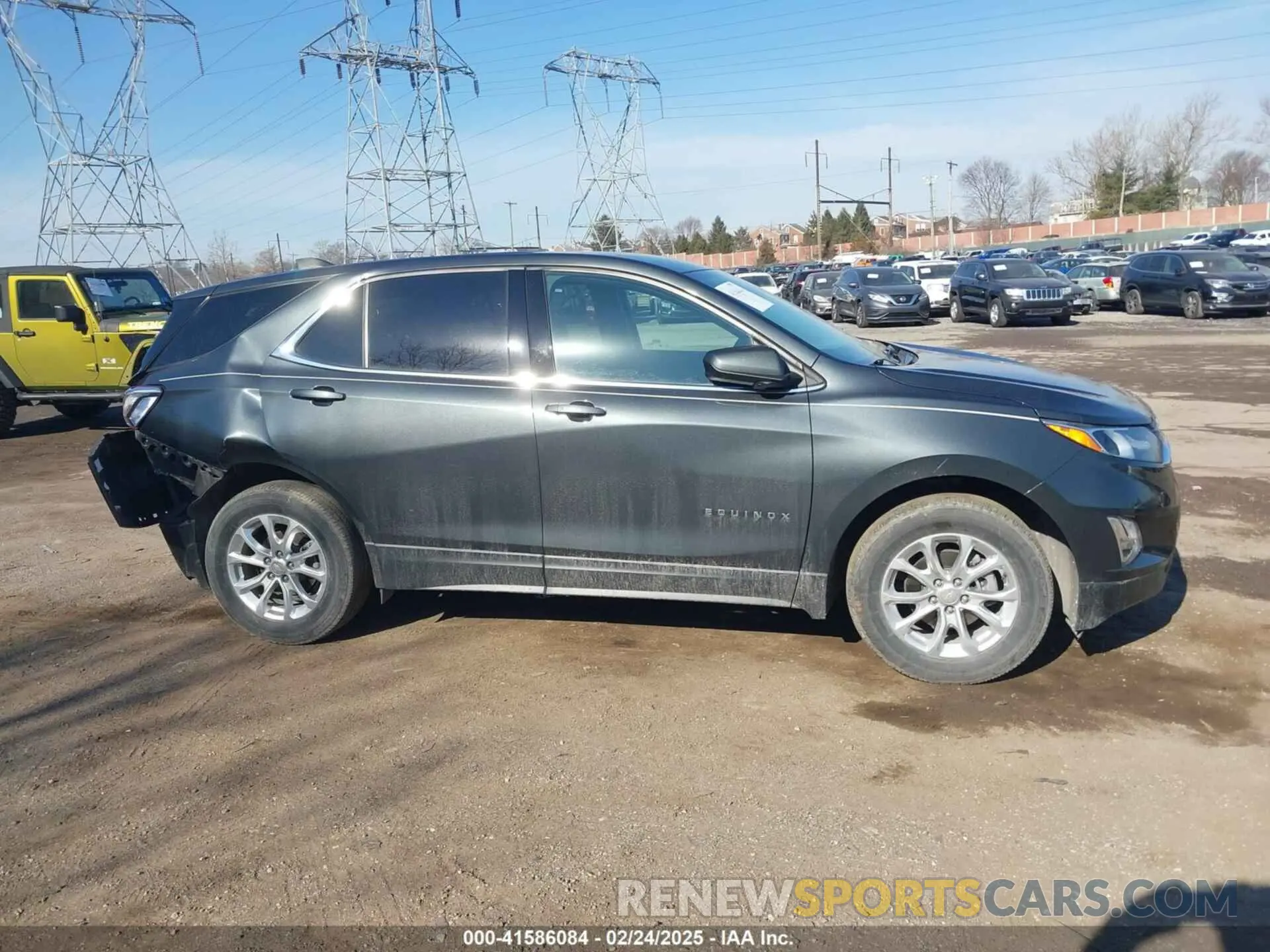 14 Photograph of a damaged car 2GNAXUEV7L6182794 CHEVROLET EQUINOX 2020