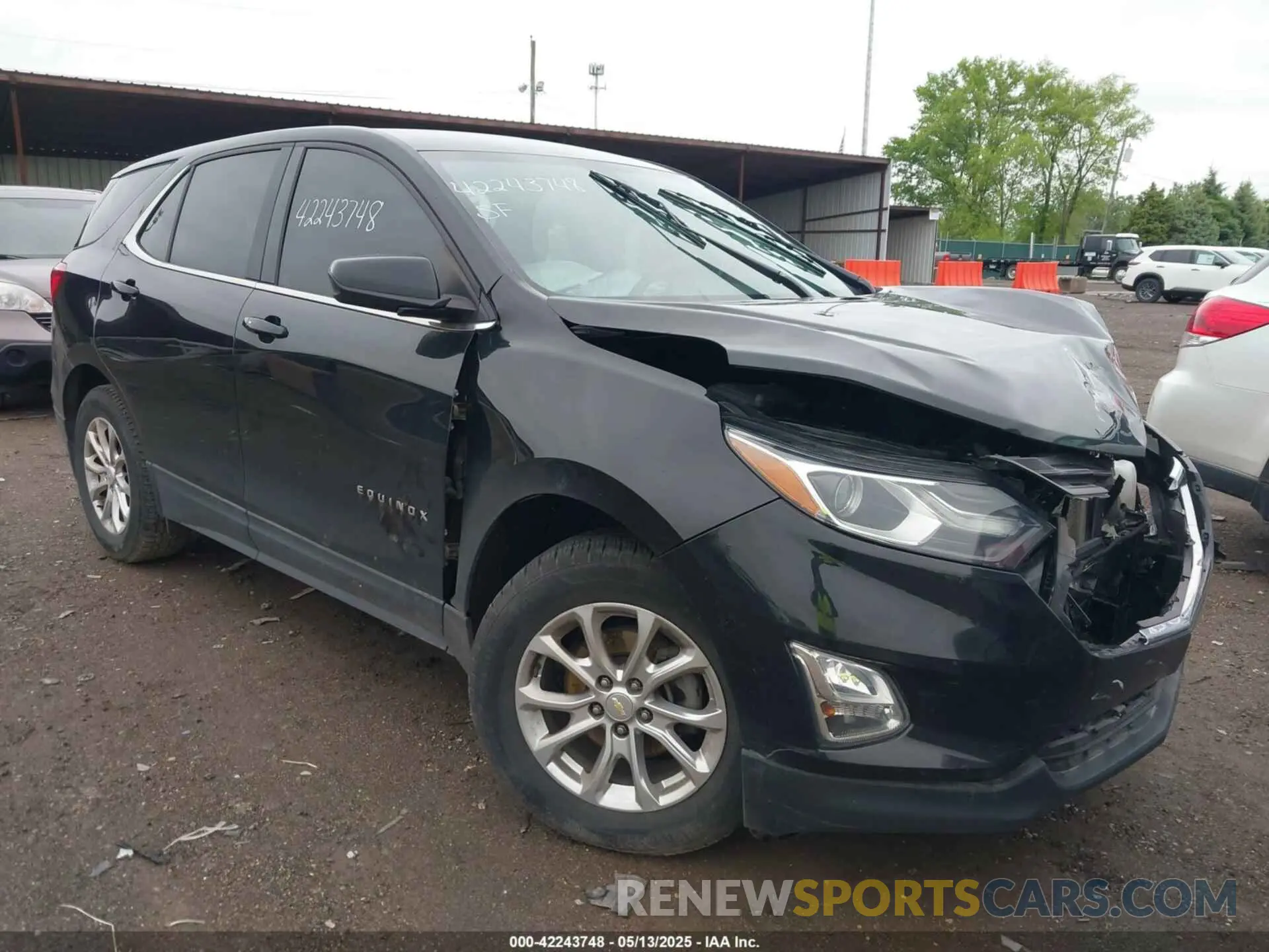 1 Photograph of a damaged car 2GNAXUEV7L6191348 CHEVROLET EQUINOX 2020