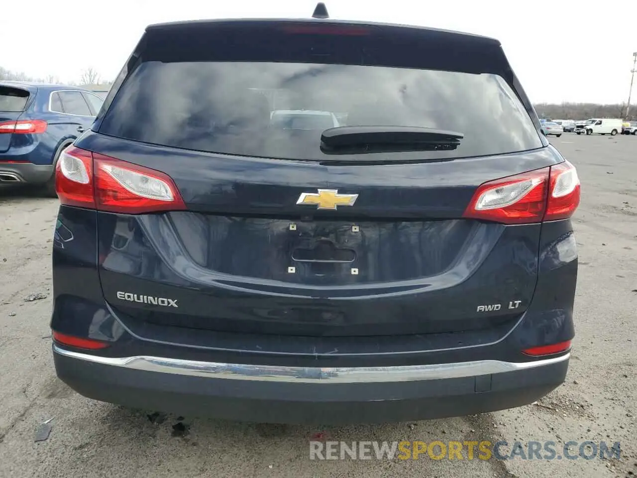 6 Photograph of a damaged car 2GNAXUEV7L6203272 CHEVROLET EQUINOX 2020