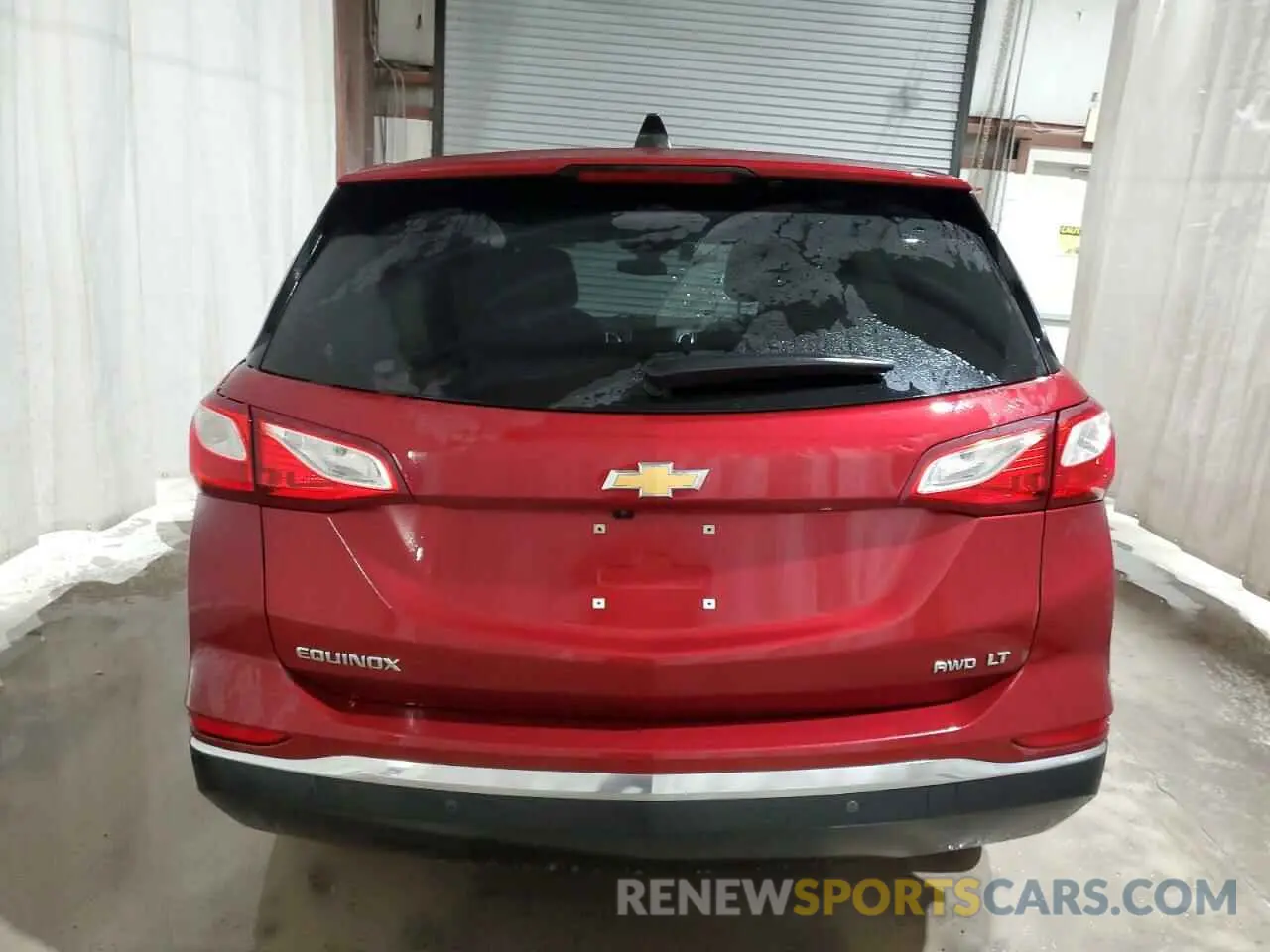 6 Photograph of a damaged car 2GNAXUEV8L6175675 CHEVROLET EQUINOX 2020
