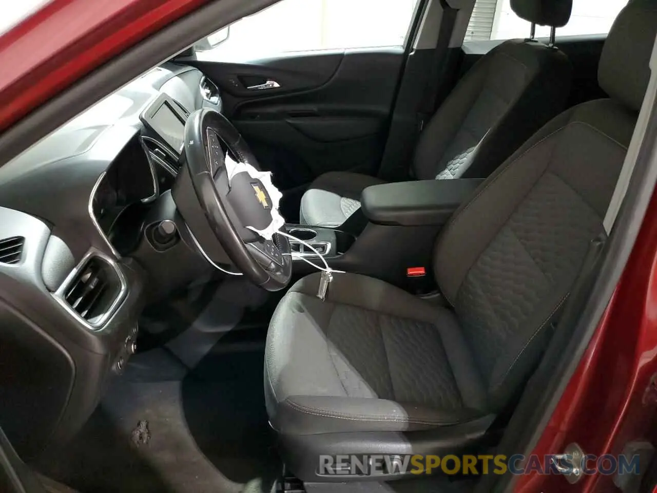 7 Photograph of a damaged car 2GNAXUEV8L6175675 CHEVROLET EQUINOX 2020