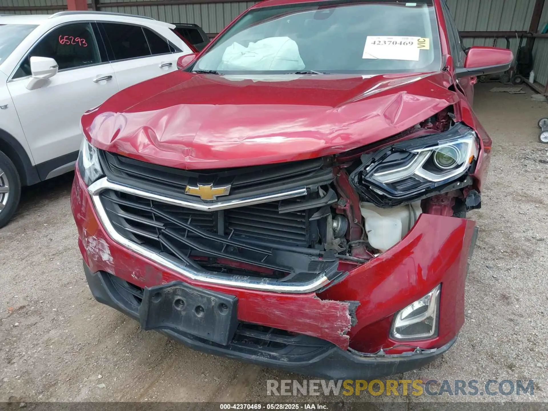 6 Photograph of a damaged car 2GNAXUEV8L6177779 CHEVROLET EQUINOX 2020