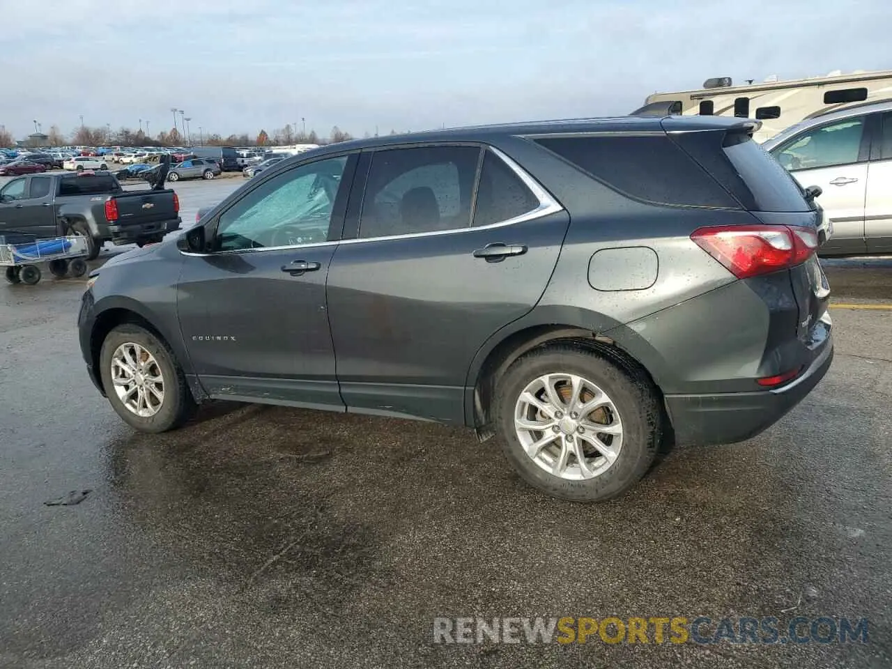 2 Photograph of a damaged car 2GNAXUEV8L6200879 CHEVROLET EQUINOX 2020