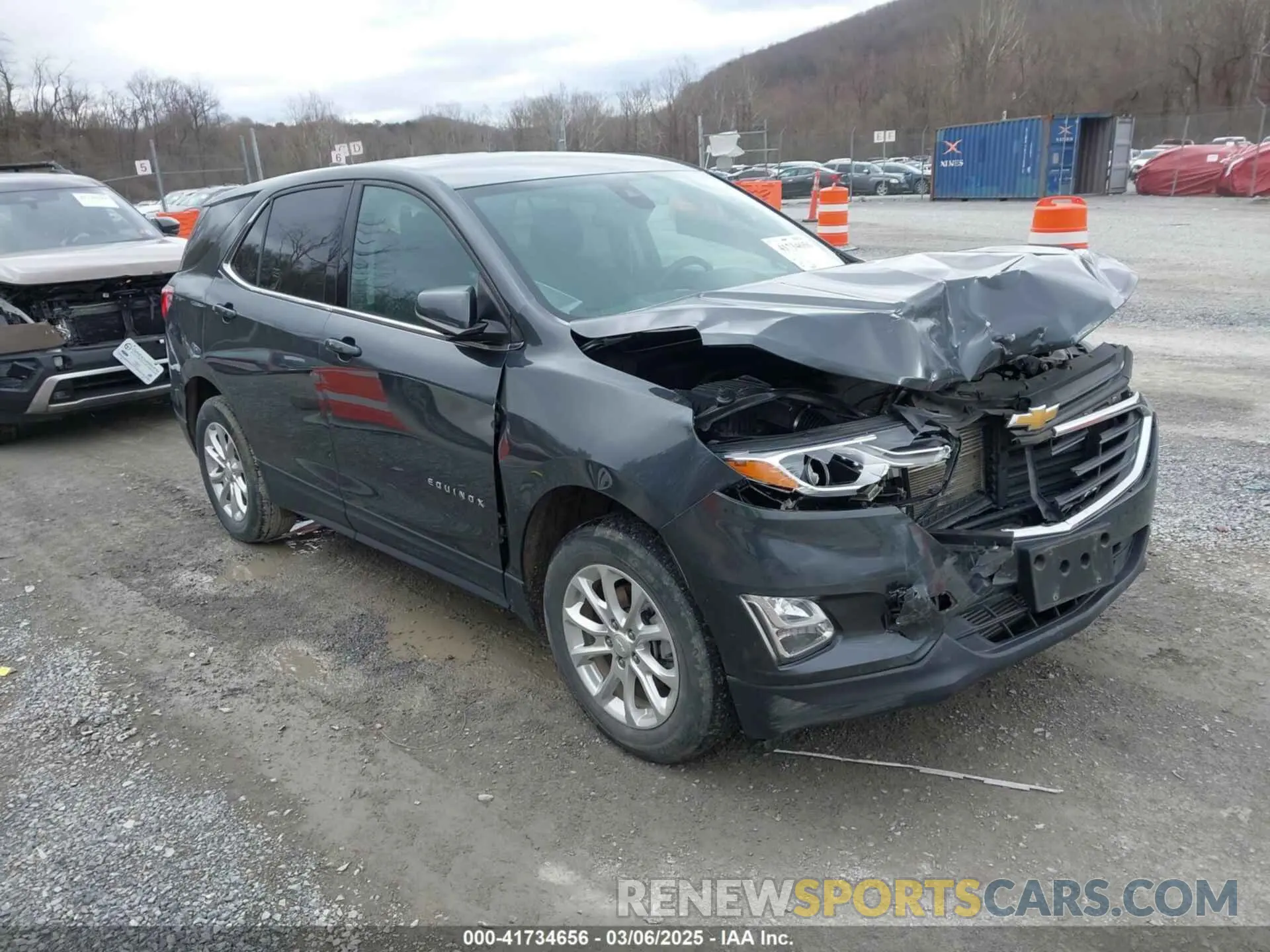 1 Photograph of a damaged car 2GNAXUEV9L6207663 CHEVROLET EQUINOX 2020