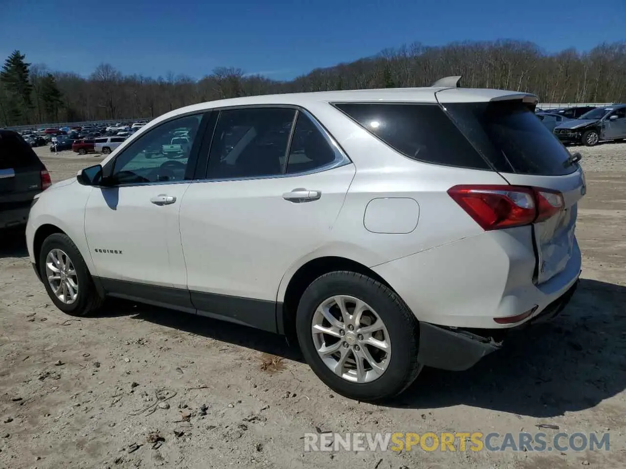 2 Photograph of a damaged car 2GNAXUEV9L6238881 CHEVROLET EQUINOX 2020