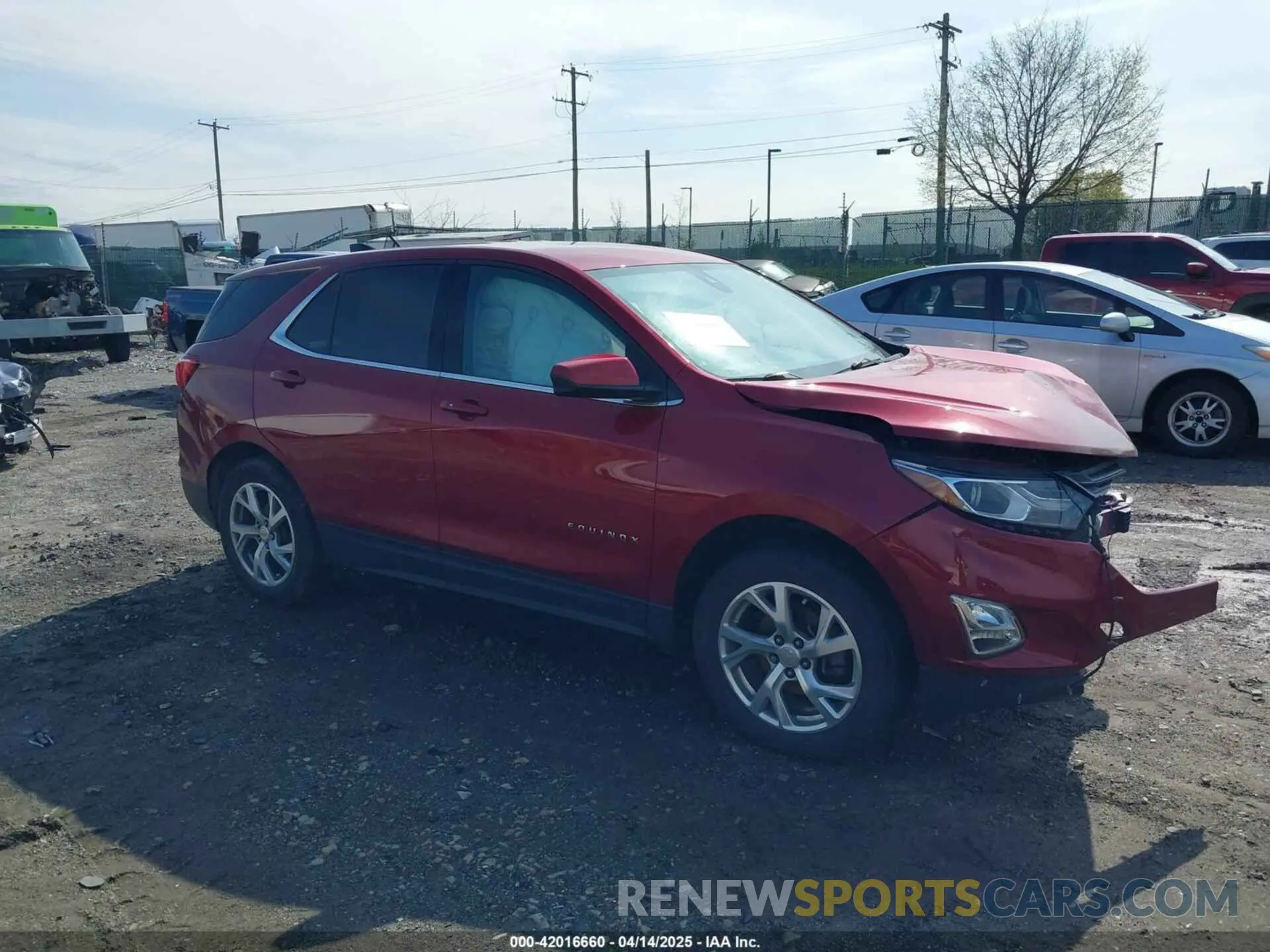 1 Photograph of a damaged car 2GNAXUEV9L6248987 CHEVROLET EQUINOX 2020