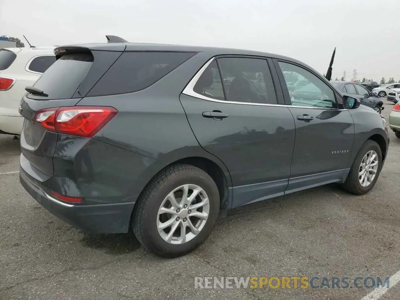3 Photograph of a damaged car 2GNAXUEVXL6111749 CHEVROLET EQUINOX 2020