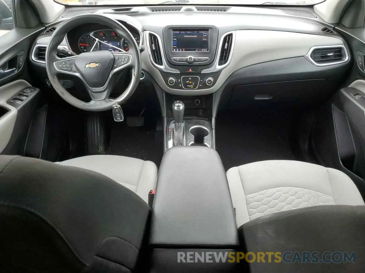 8 Photograph of a damaged car 2GNAXUEVXL6111749 CHEVROLET EQUINOX 2020