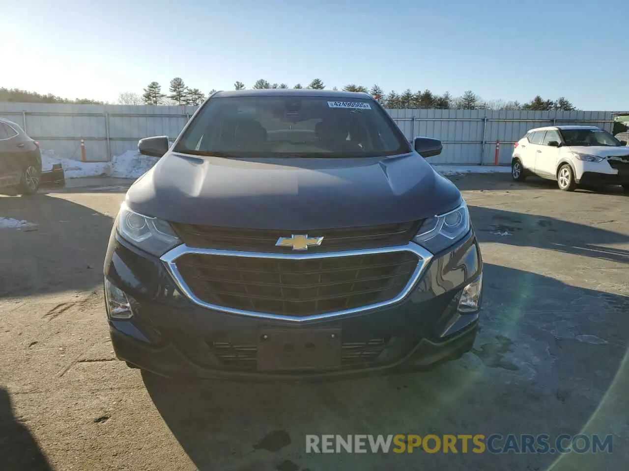 5 Photograph of a damaged car 2GNAXUEVXL6124128 CHEVROLET EQUINOX 2020