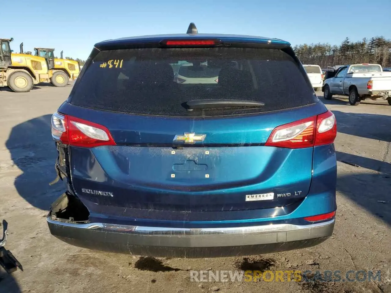 6 Photograph of a damaged car 2GNAXUEVXL6124128 CHEVROLET EQUINOX 2020