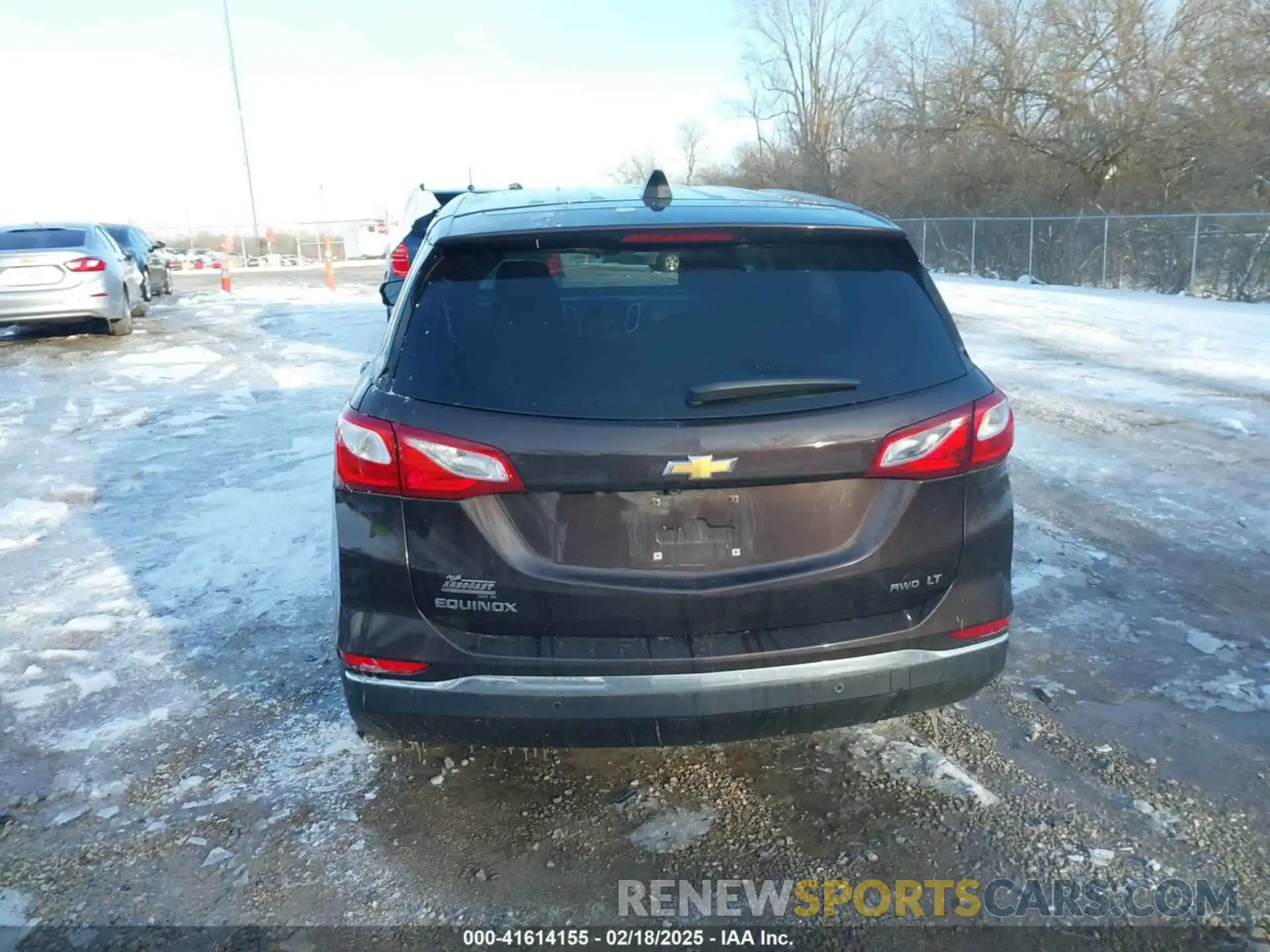 16 Photograph of a damaged car 2GNAXUEVXL6130222 CHEVROLET EQUINOX 2020