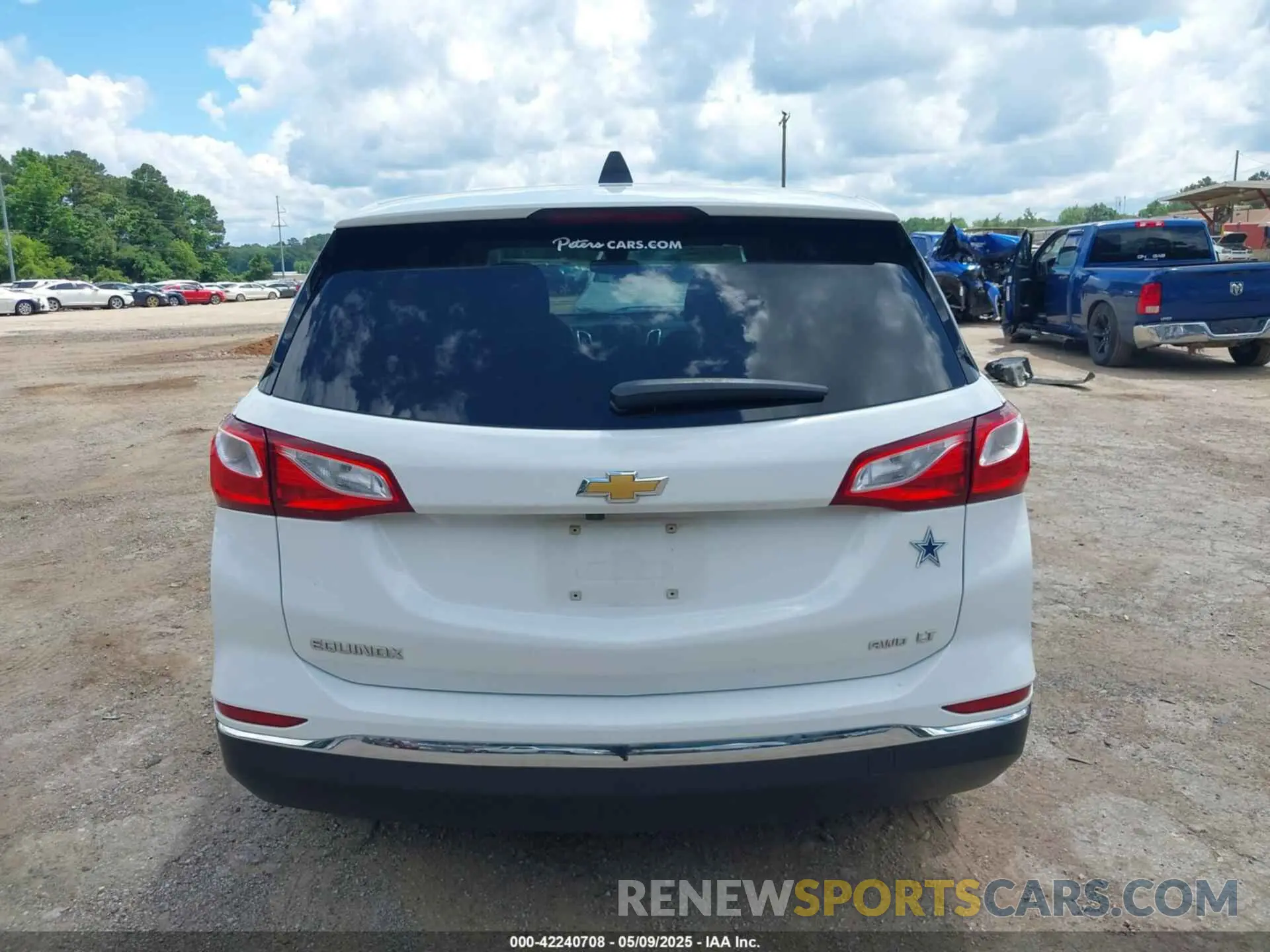 16 Photograph of a damaged car 2GNAXUEVXL6206246 CHEVROLET EQUINOX 2020