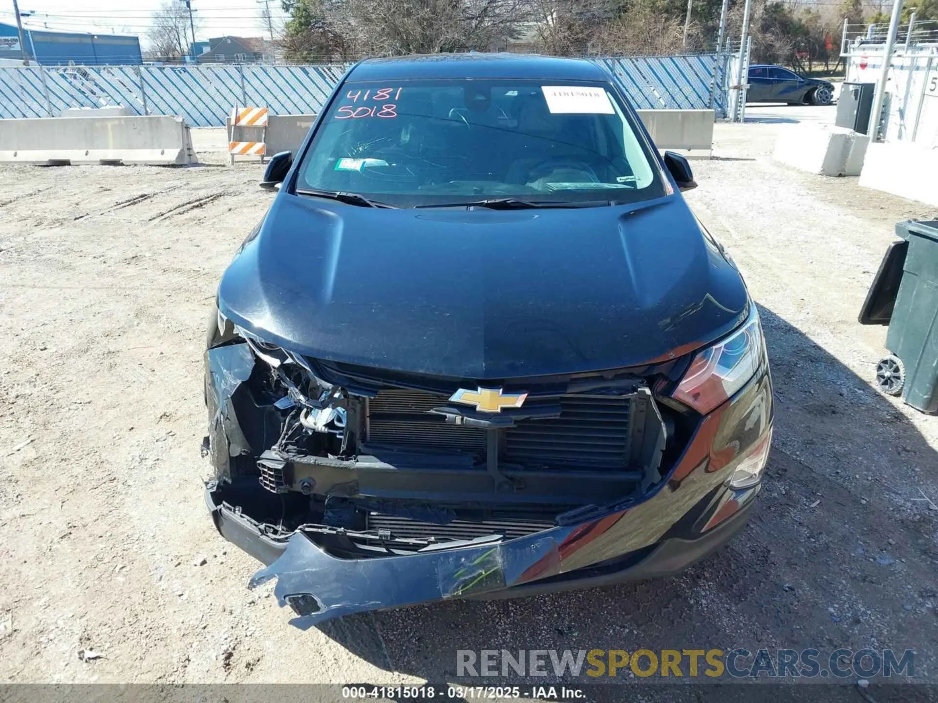11 Photograph of a damaged car 2GNAXUEVXL6218459 CHEVROLET EQUINOX 2020