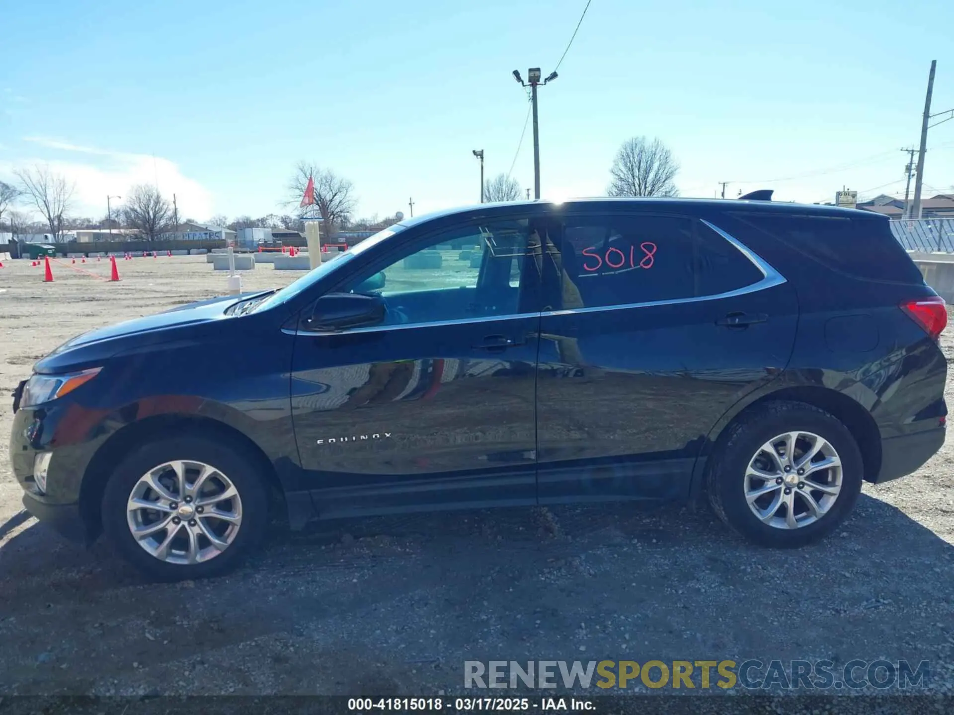 13 Photograph of a damaged car 2GNAXUEVXL6218459 CHEVROLET EQUINOX 2020