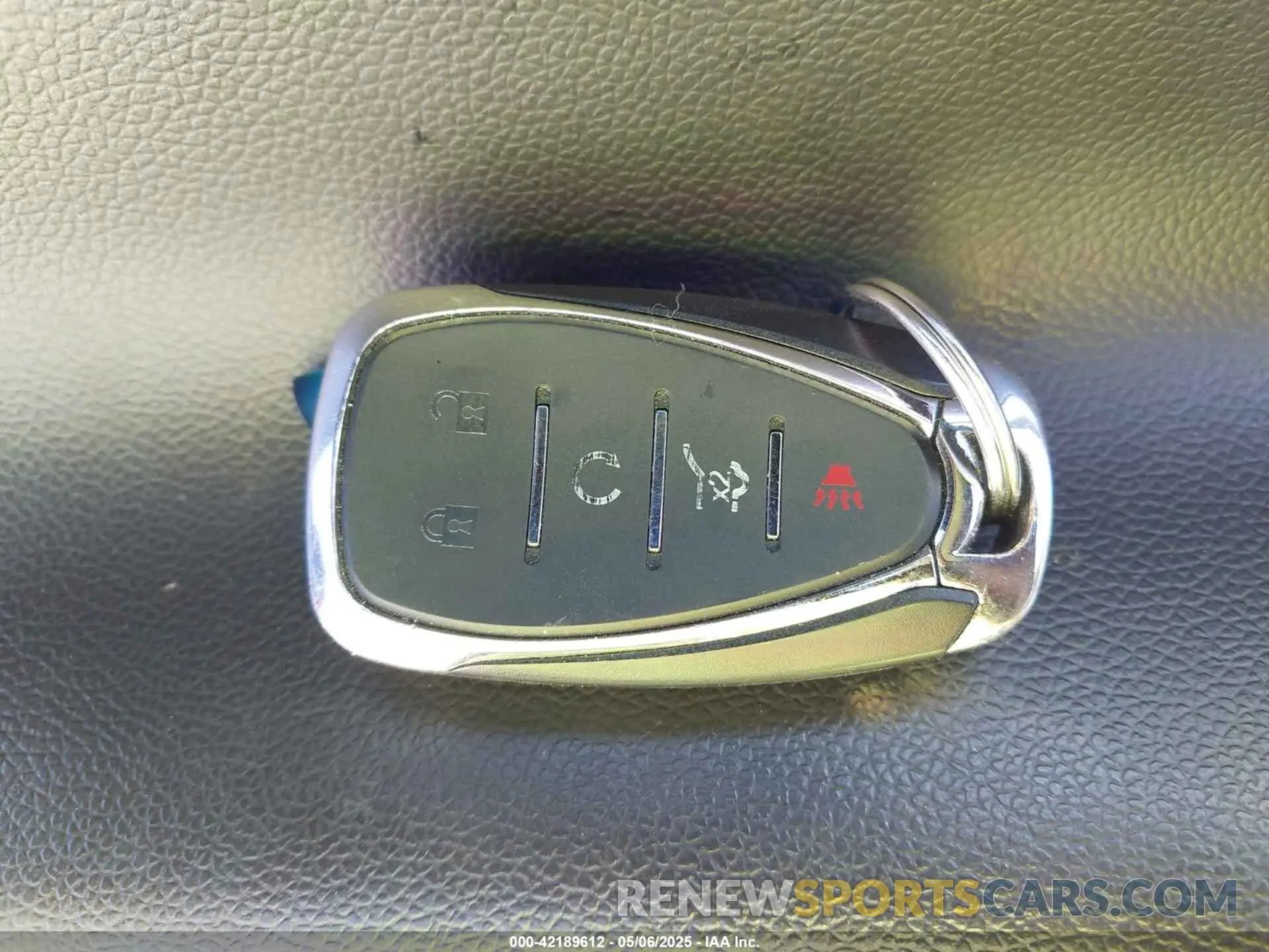 11 Photograph of a damaged car 2GNAXUEVXL6222768 CHEVROLET EQUINOX 2020