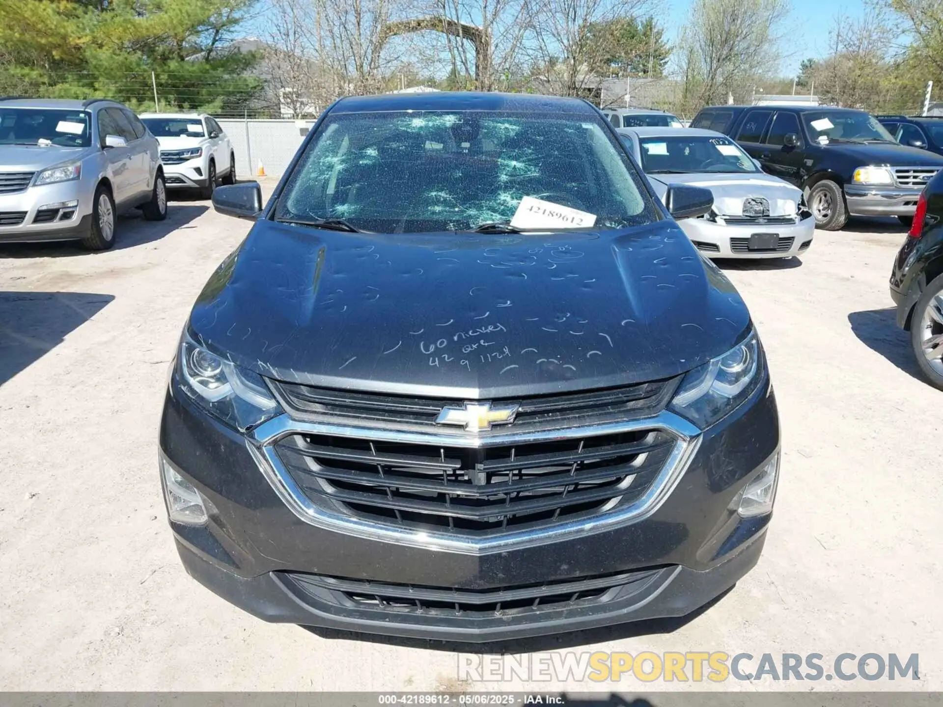 12 Photograph of a damaged car 2GNAXUEVXL6222768 CHEVROLET EQUINOX 2020